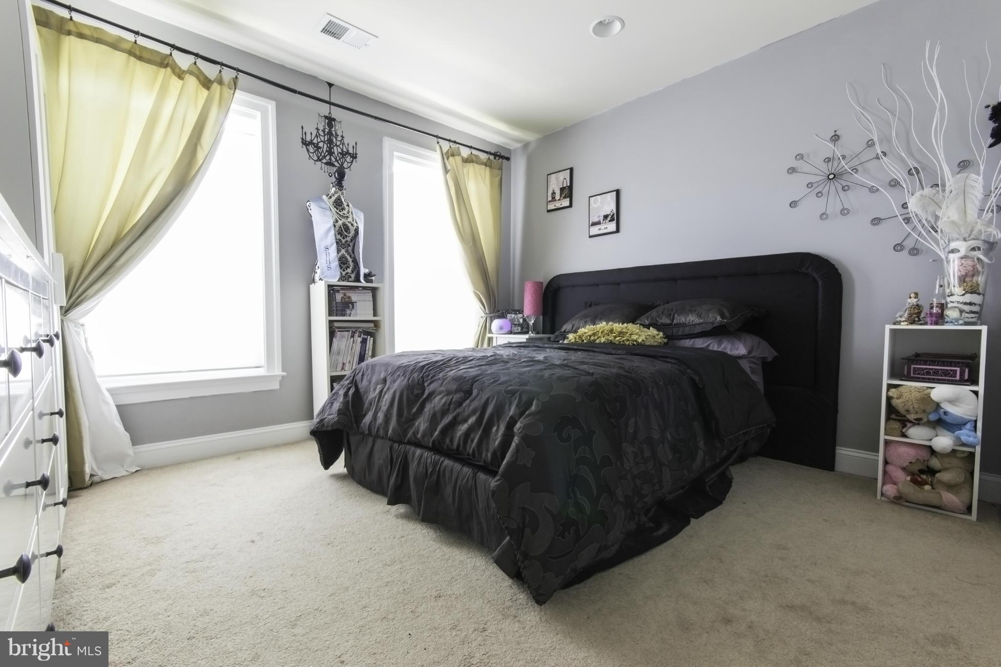 GOOSE CREEK VILLAGE NORTH - Residential