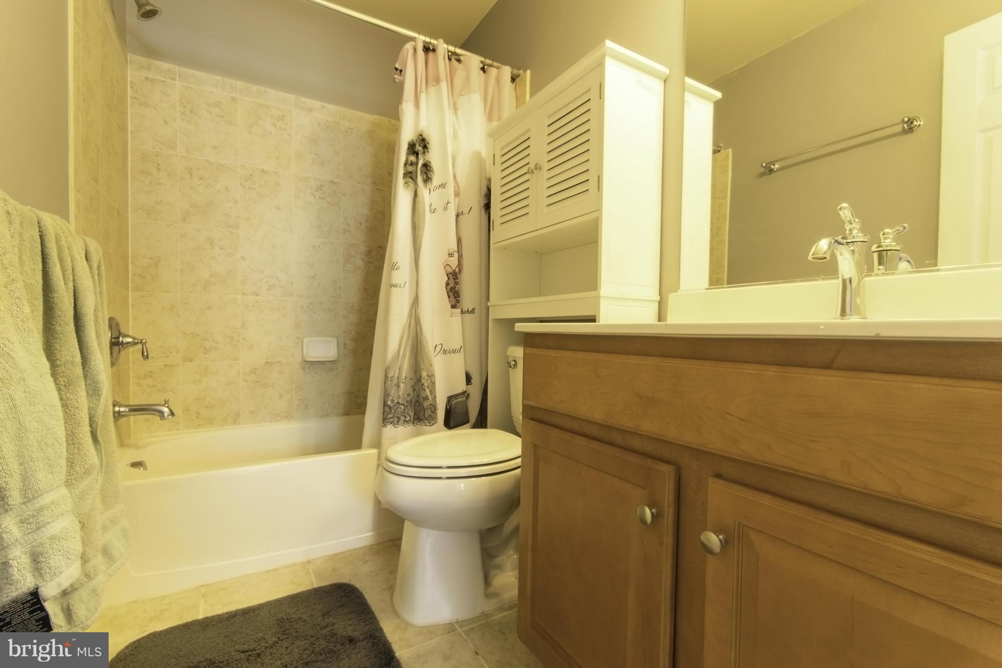 GOOSE CREEK VILLAGE NORTH - Residential