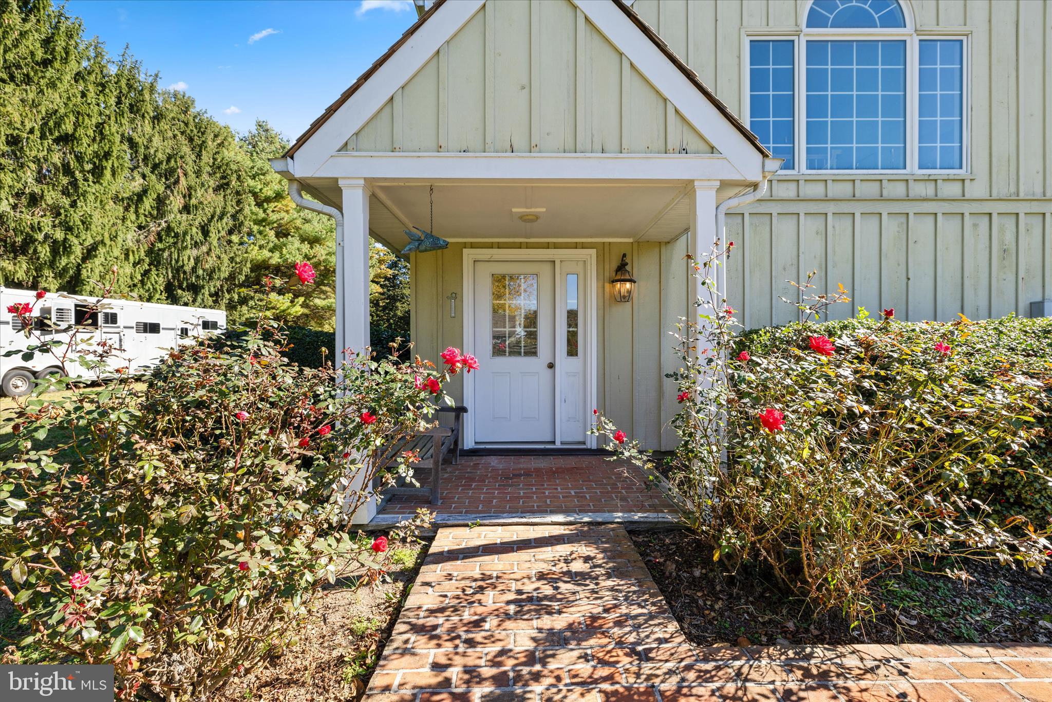 BAILEYS NECK - Residential