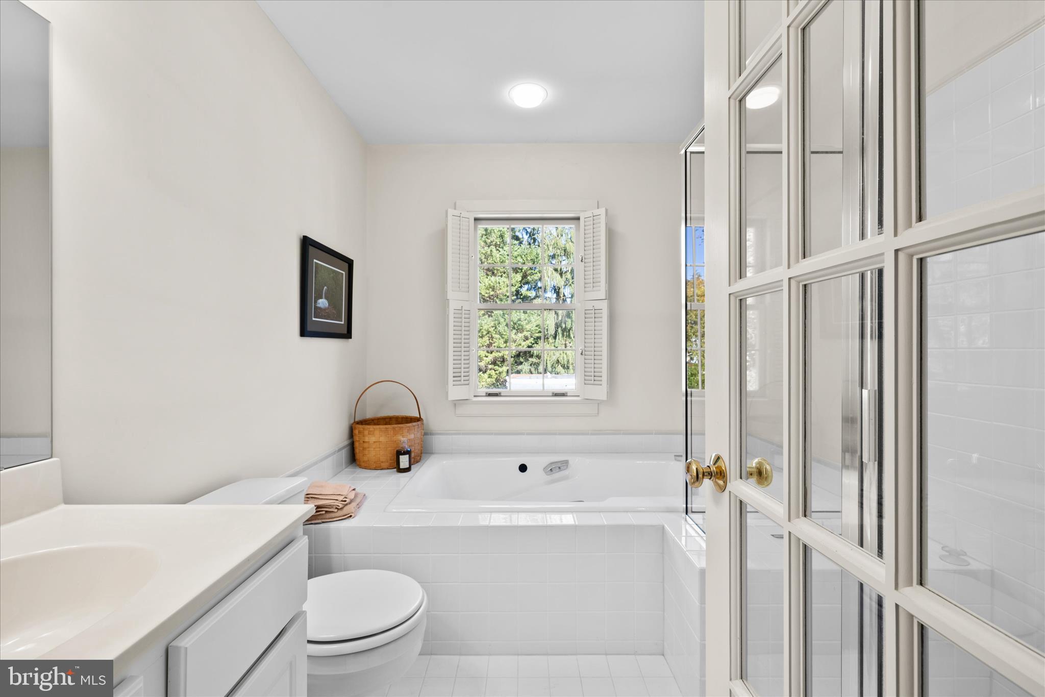 BAILEYS NECK - Residential