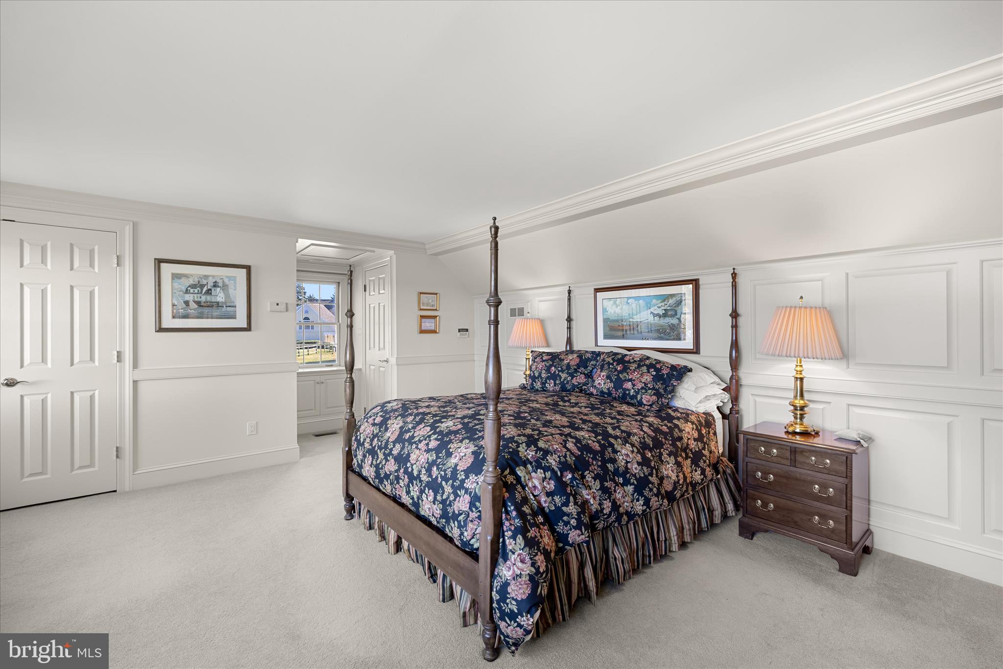 BAILEYS NECK - Residential