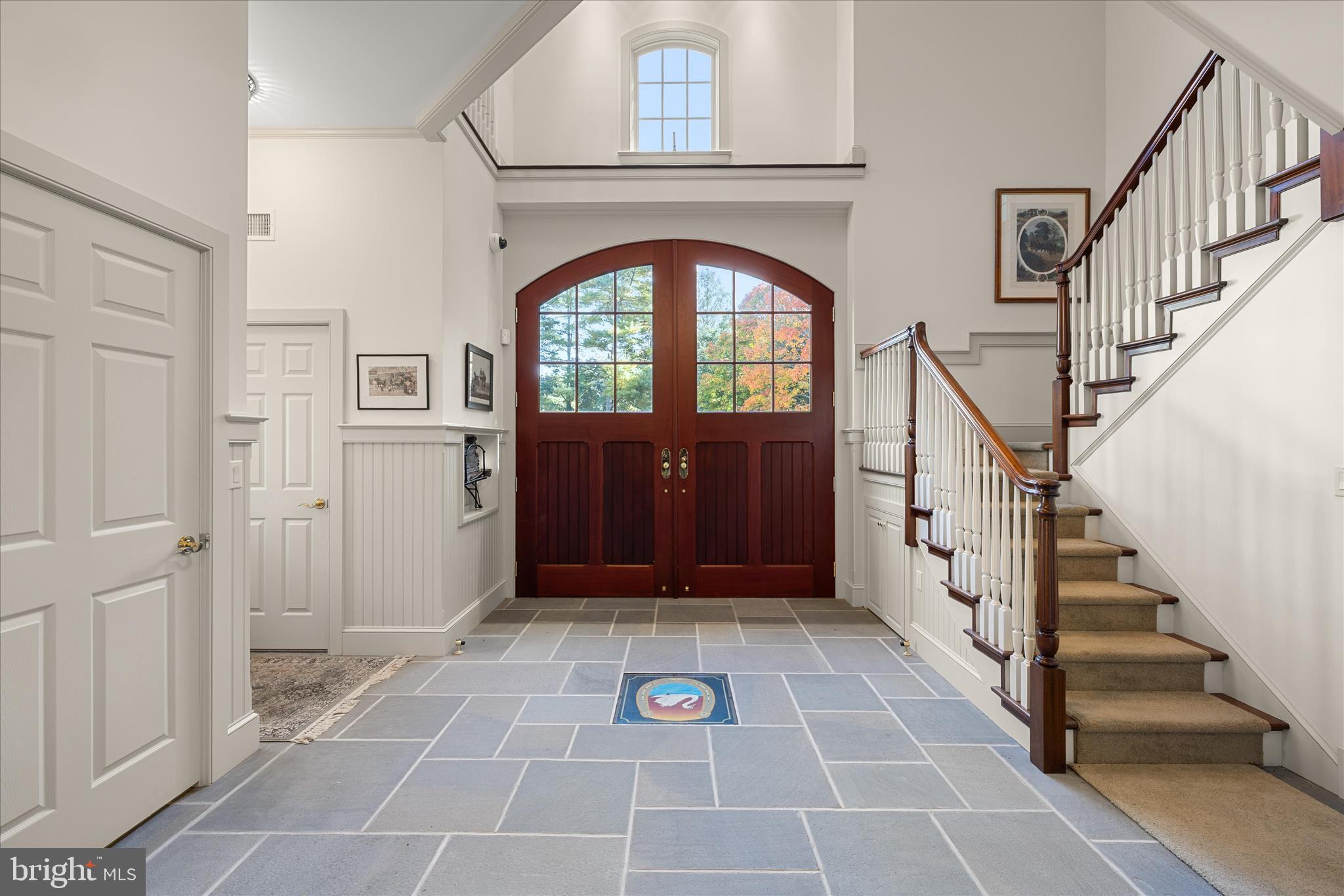 BAILEYS NECK - Residential