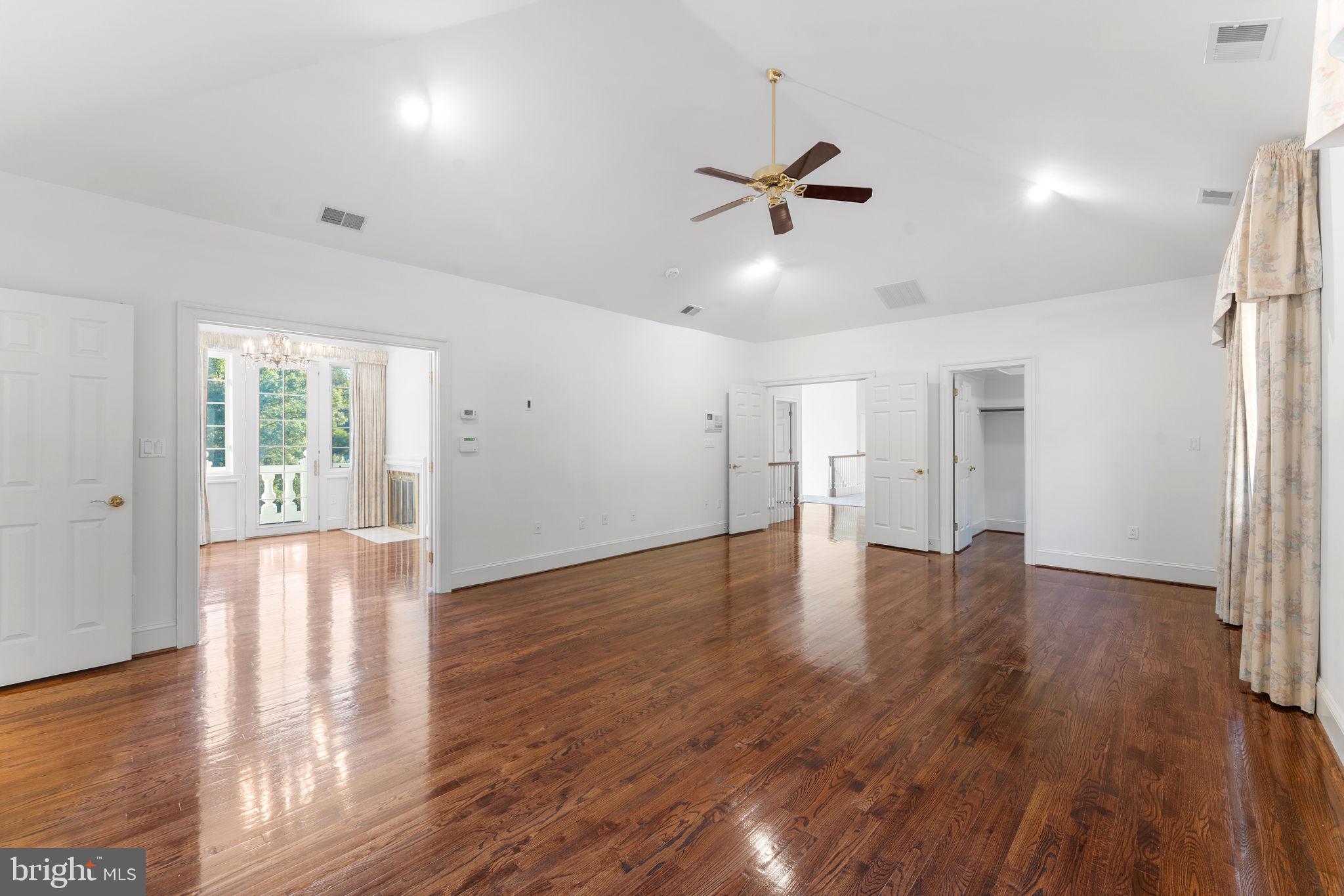 BRADLEY FARMS - Residential