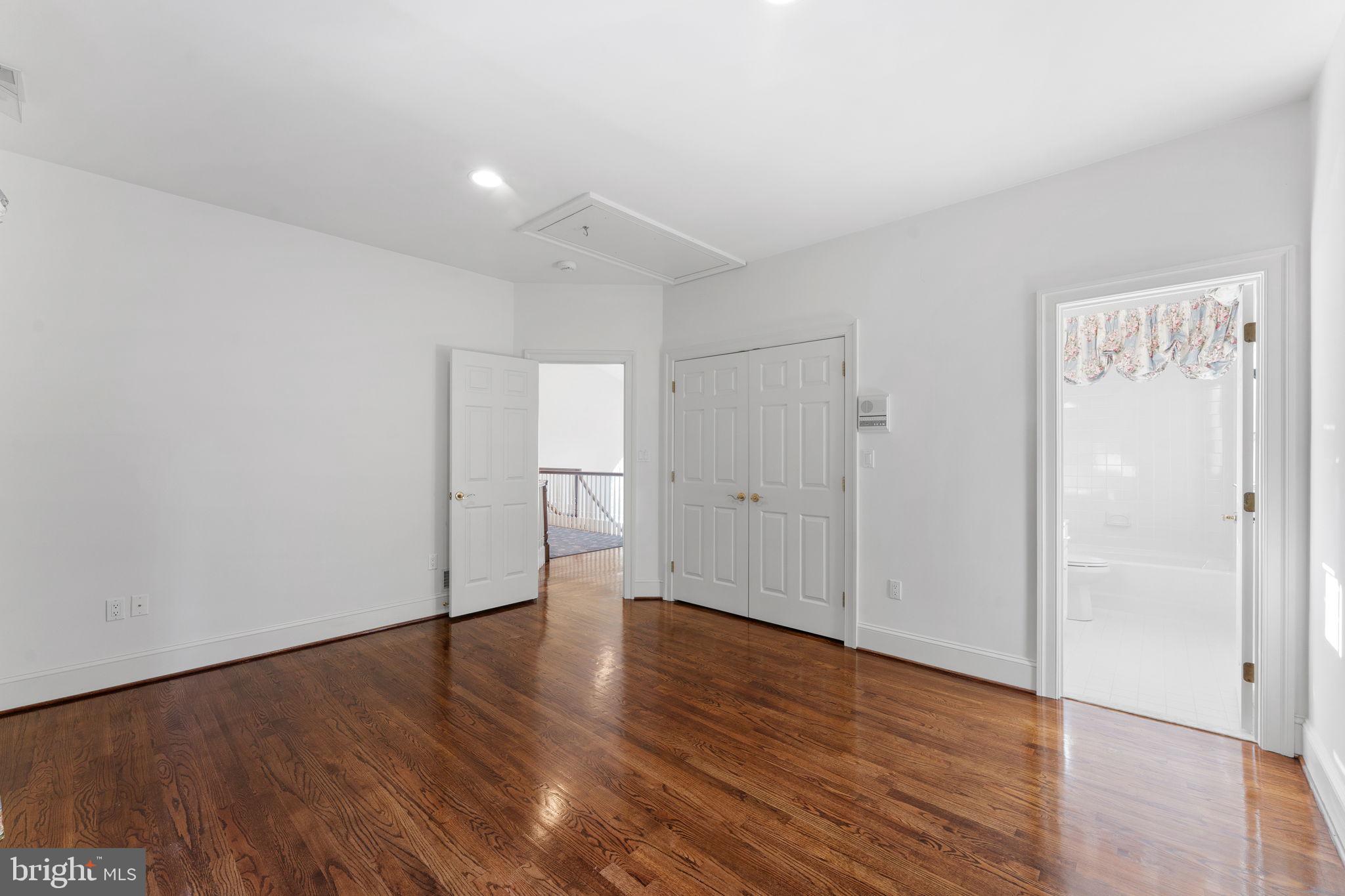 BRADLEY FARMS - Residential