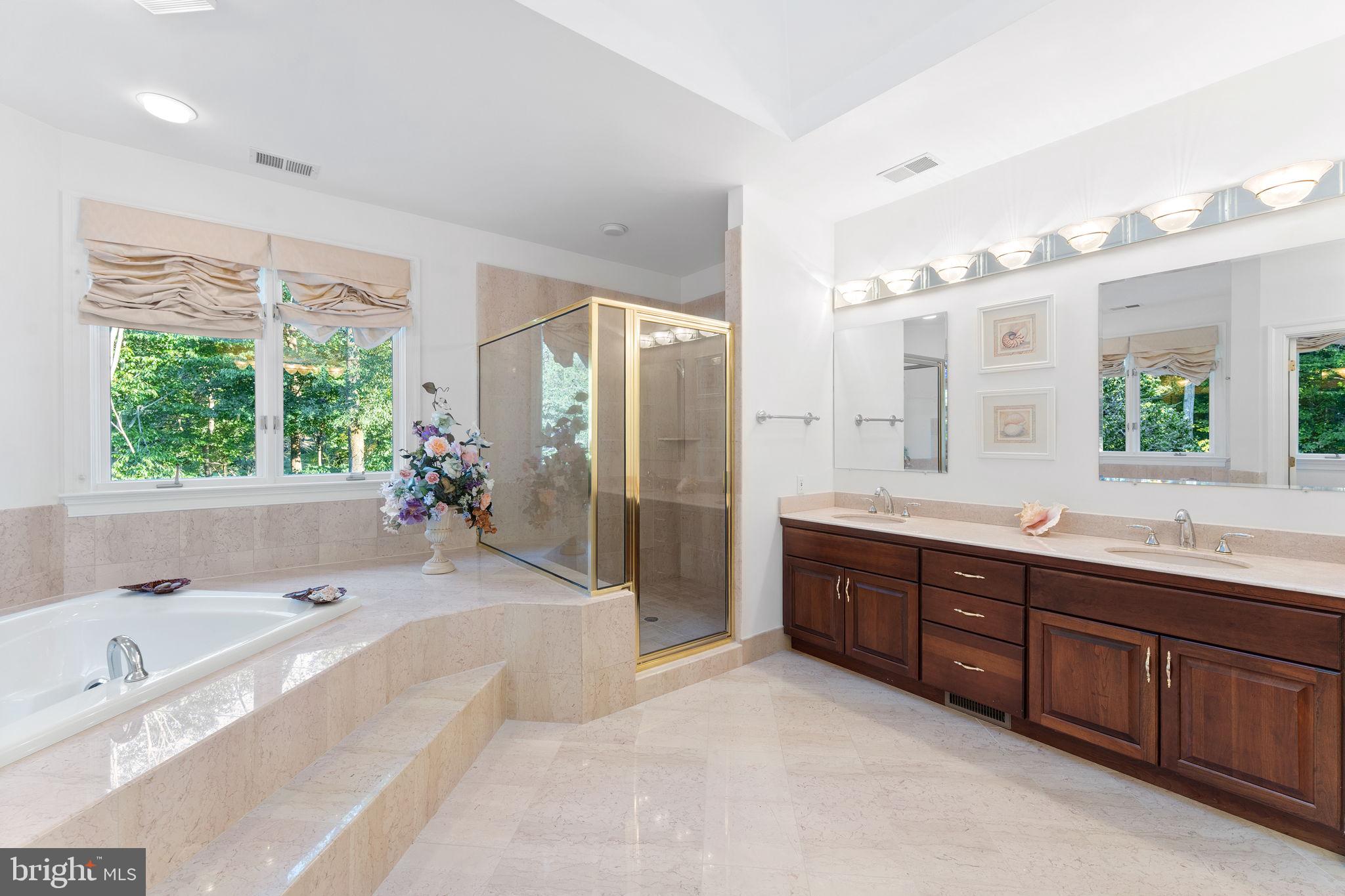 BRADLEY FARMS - Residential