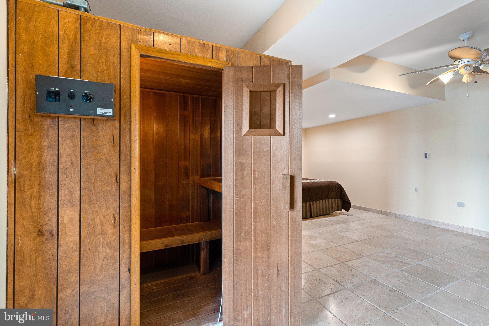 BOHEMIA MEADOWS - Residential