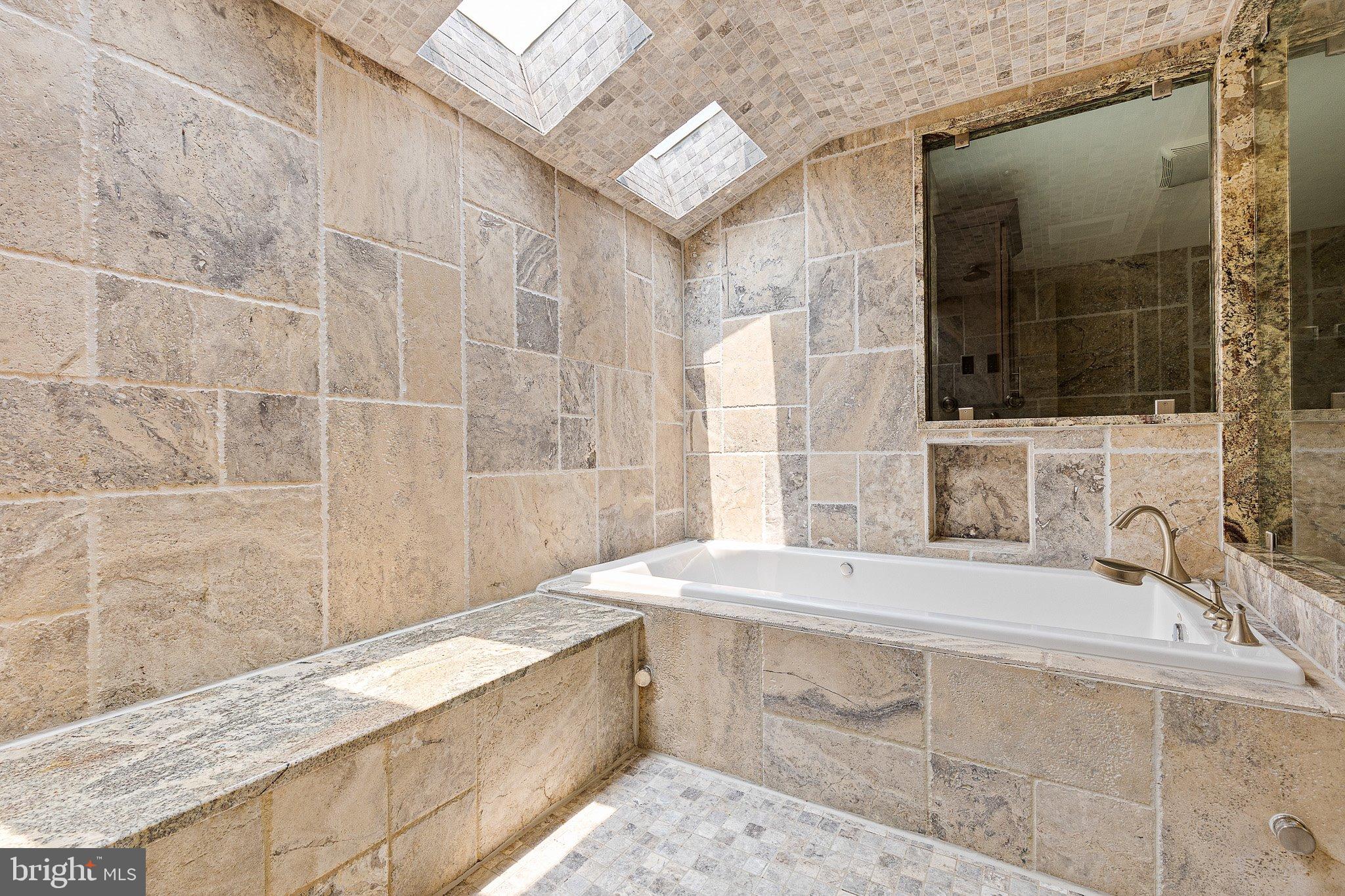 BOHEMIA MEADOWS - Residential