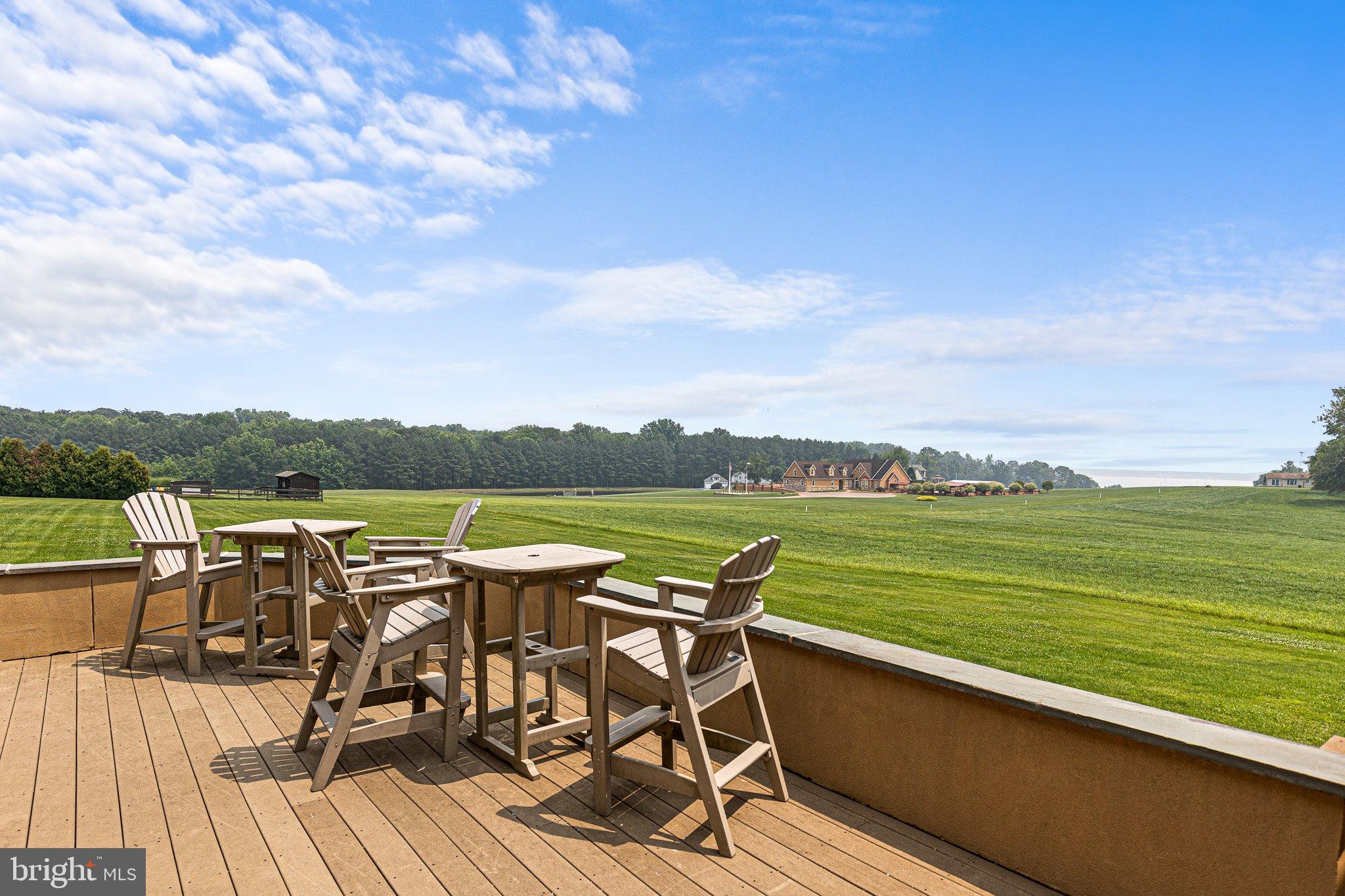 BOHEMIA MEADOWS - Residential