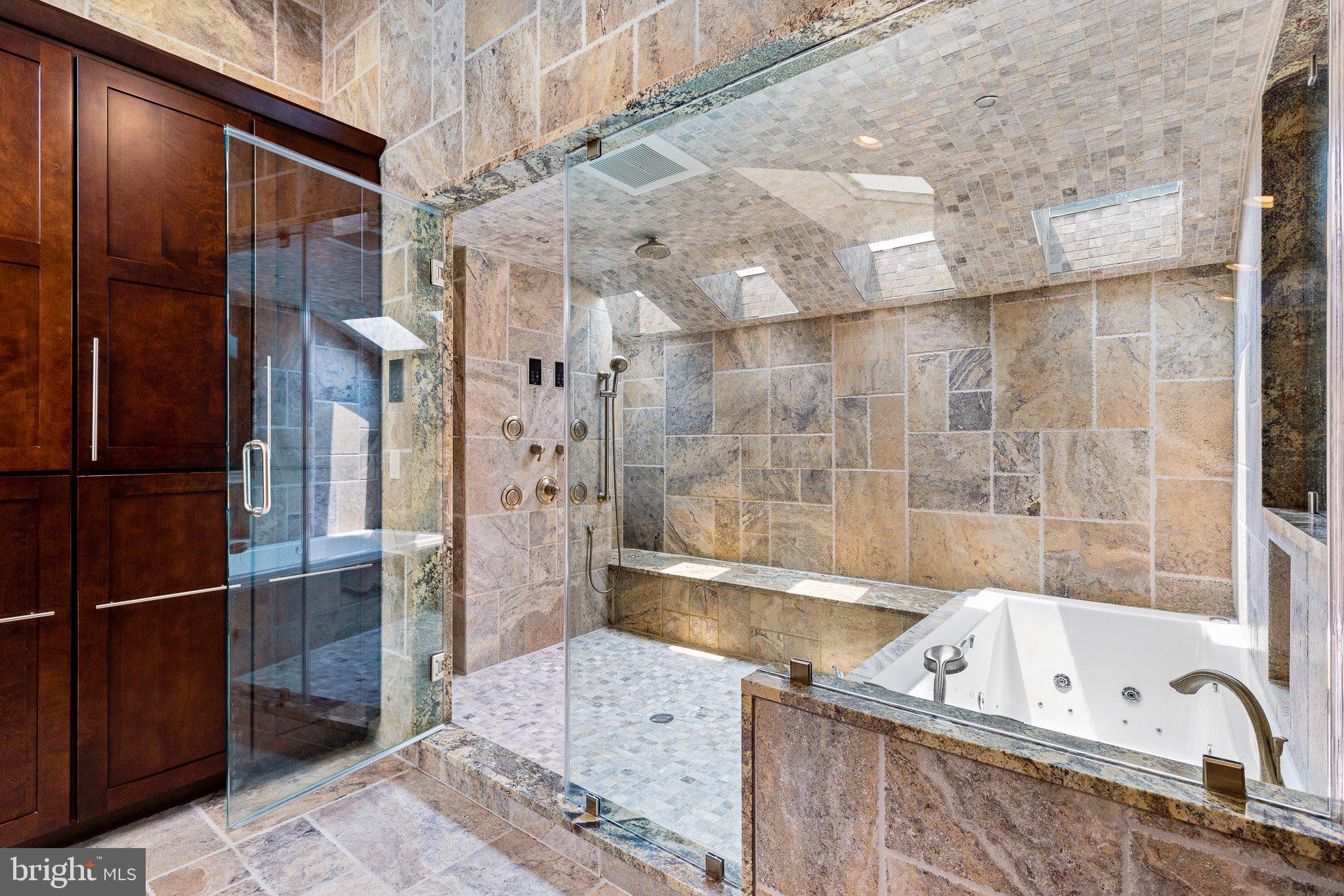 BOHEMIA MEADOWS - Residential