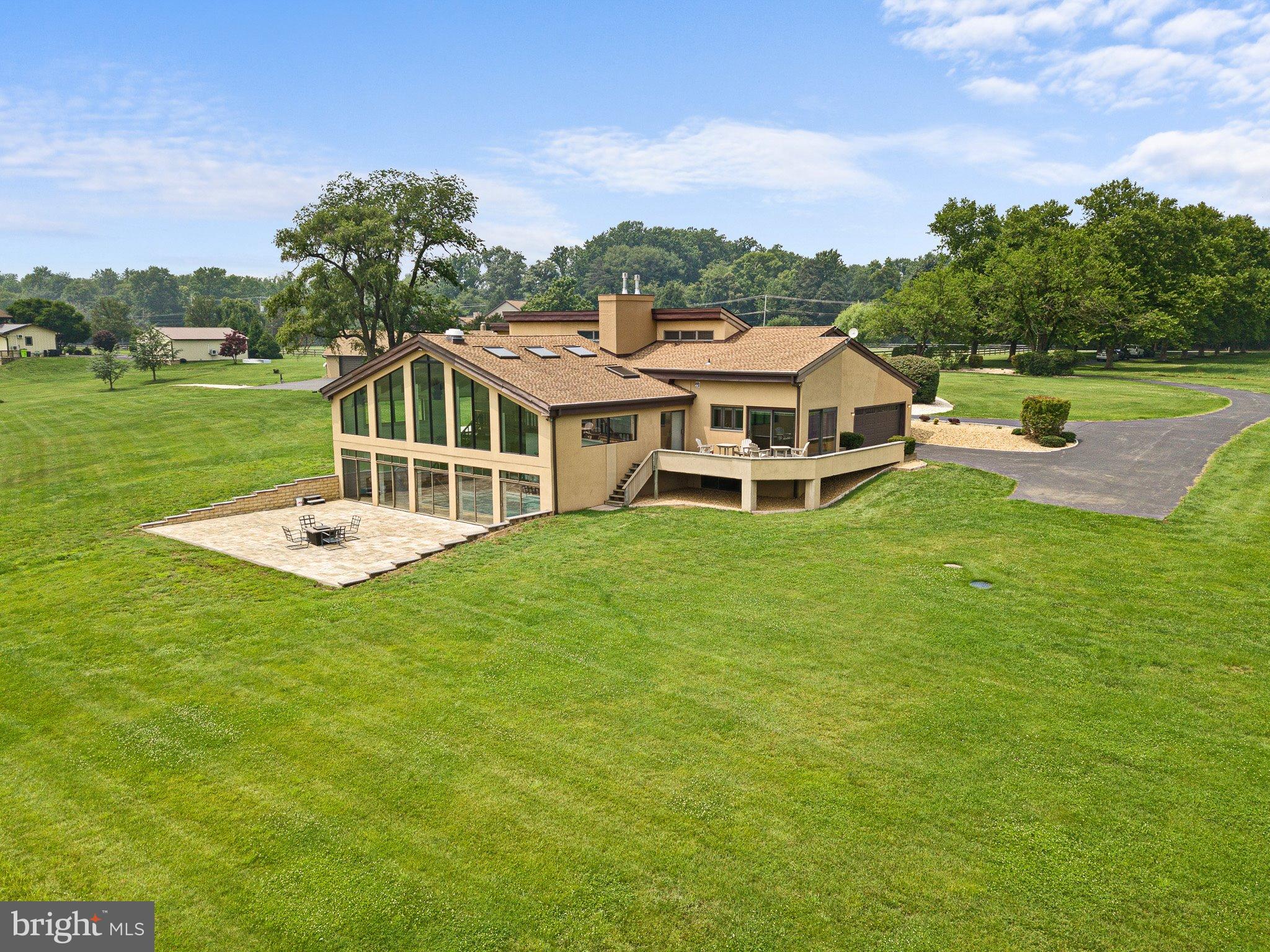 BOHEMIA MEADOWS - Residential