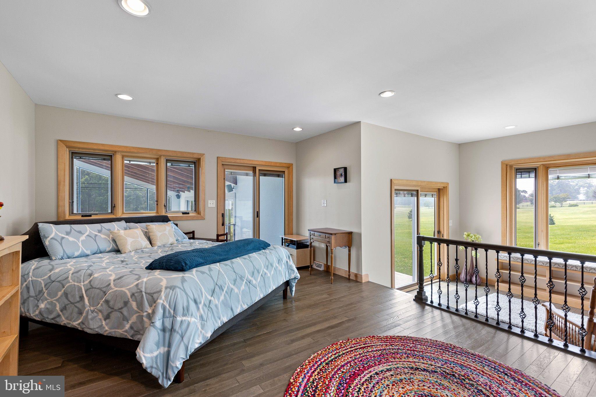 BOHEMIA MEADOWS - Residential