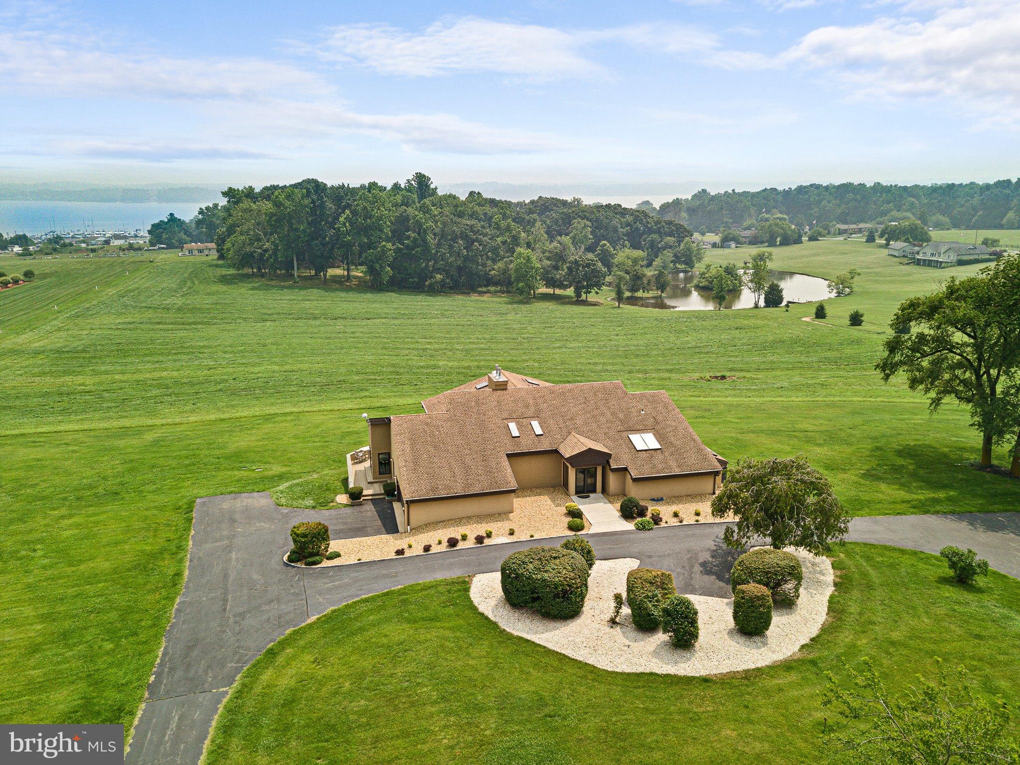 BOHEMIA MEADOWS - Residential