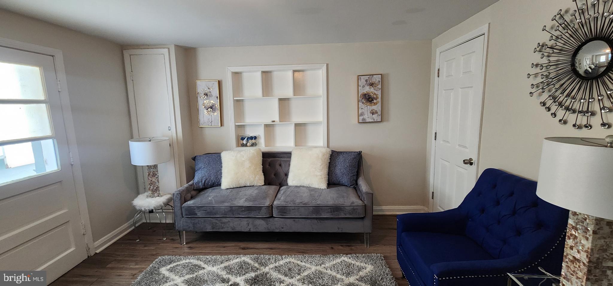 LAURAVILLE HISTORIC DISTRICT - Residential Income