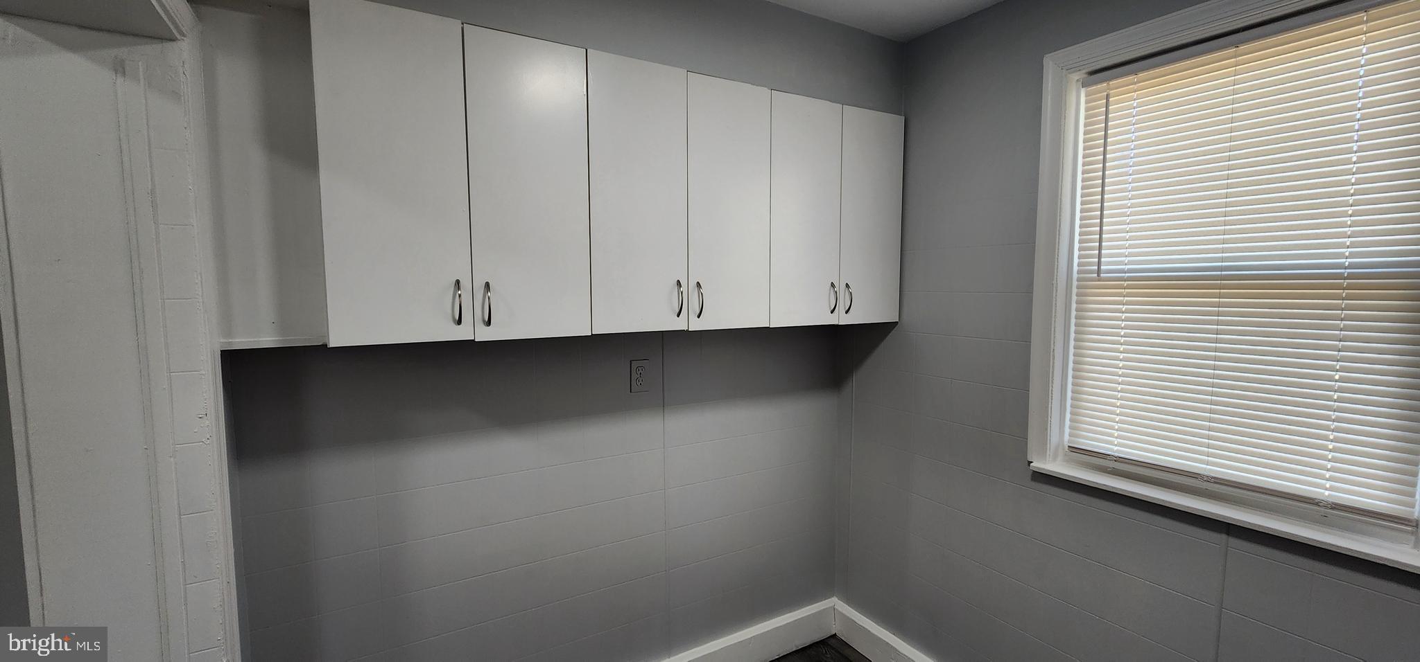 LAURAVILLE HISTORIC DISTRICT - Residential Income