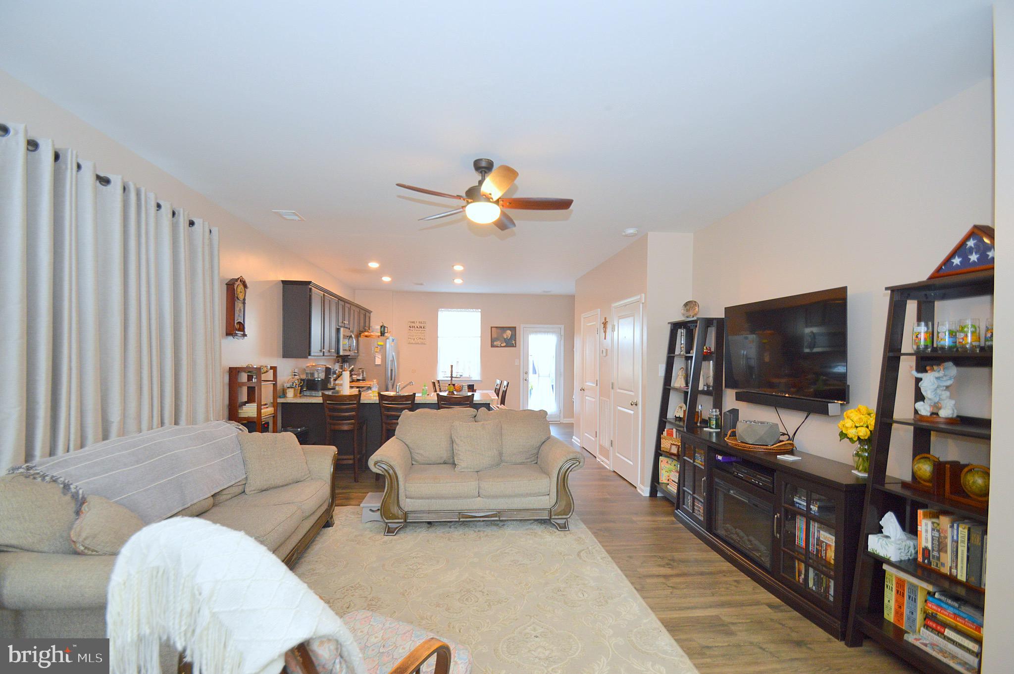 BERKELEY RIDGE - Residential