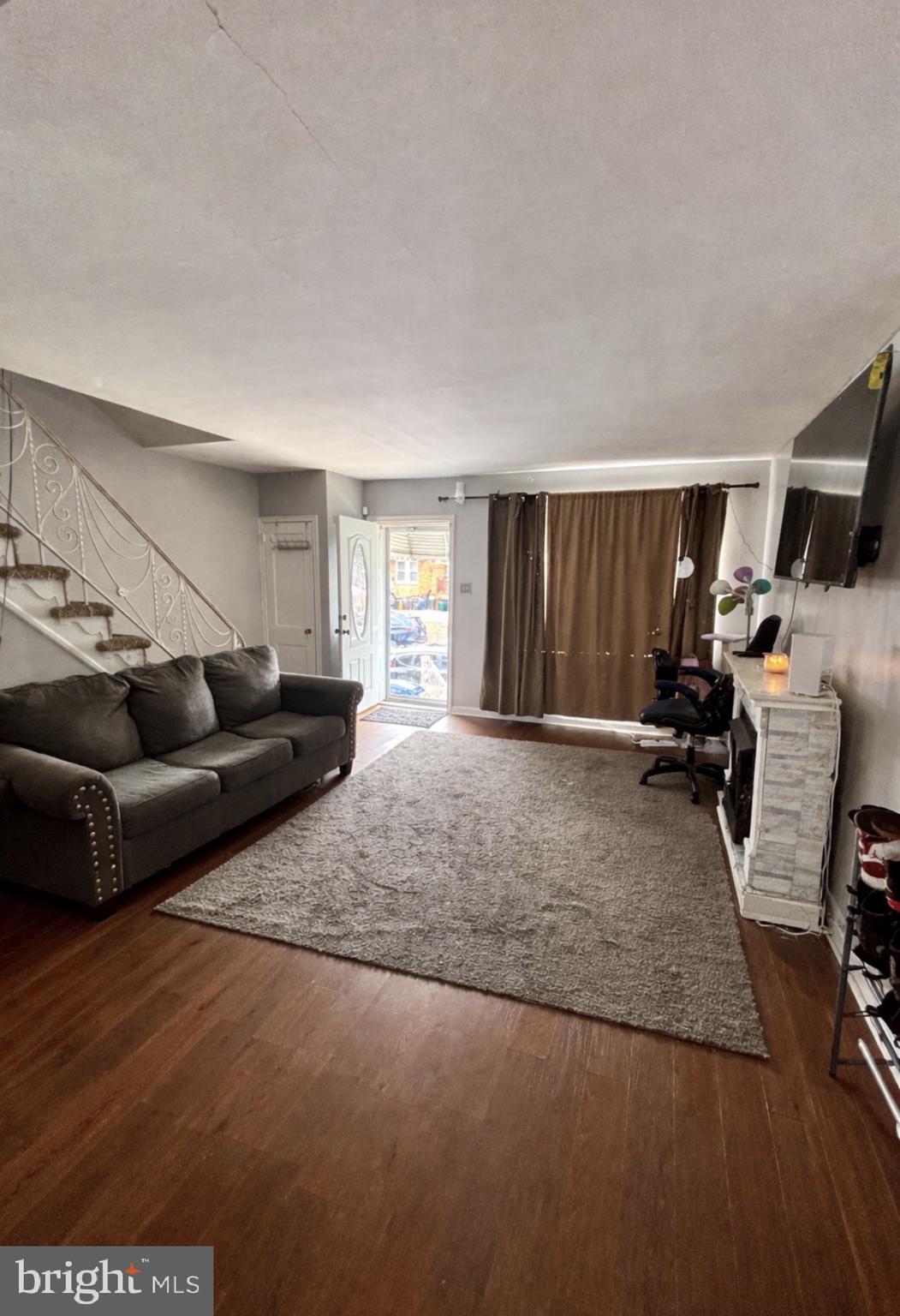 HOLMESBURG - Residential