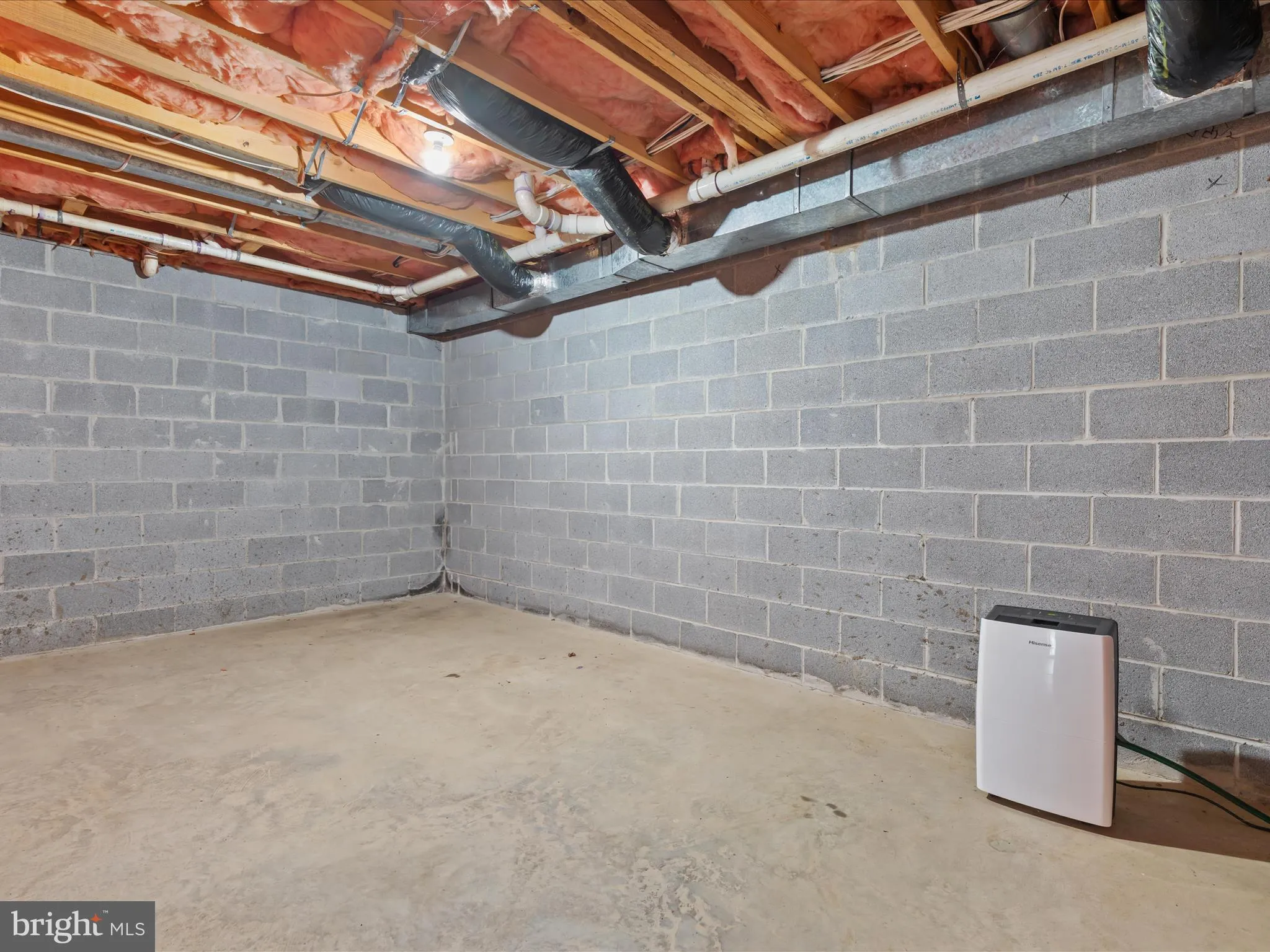 Mount Jackson, Virginia 22842, United States, 3 Bedrooms Bedrooms, ,3 BathroomsBathrooms,Residential,Active,17013