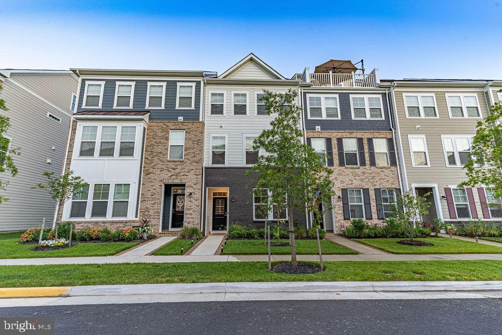 POTOMAC SHORES - Residential Lease