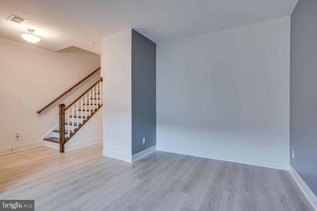 POTOMAC SHORES - Residential Lease