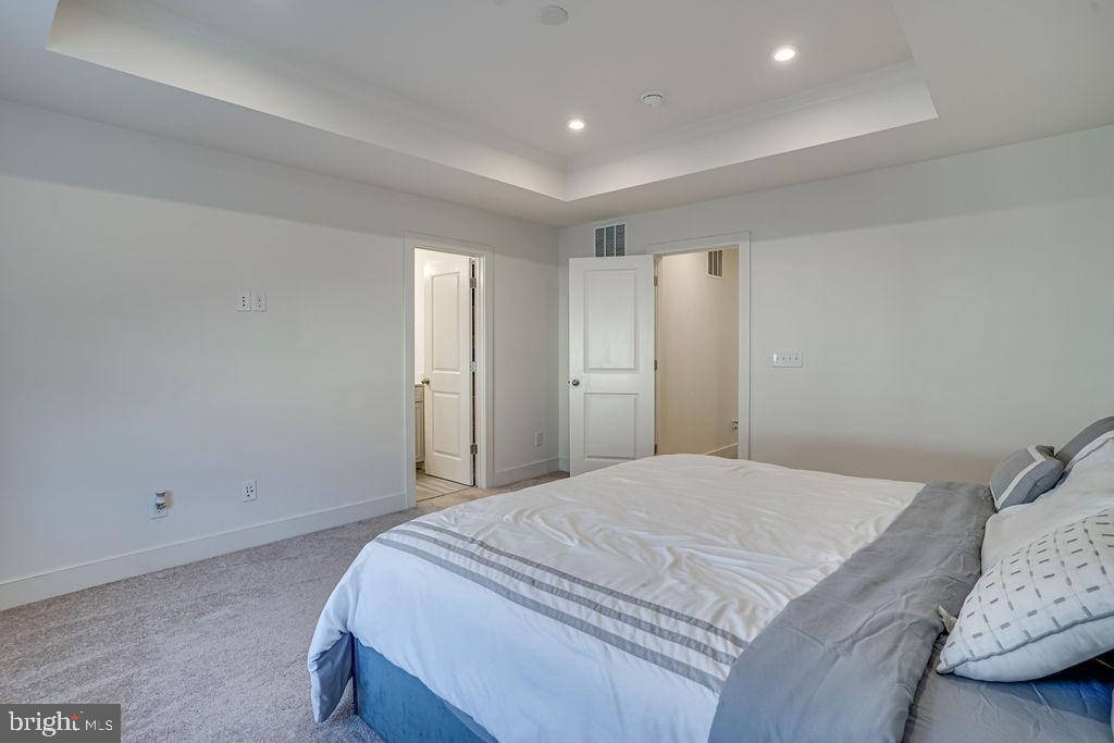 POTOMAC SHORES - Residential Lease