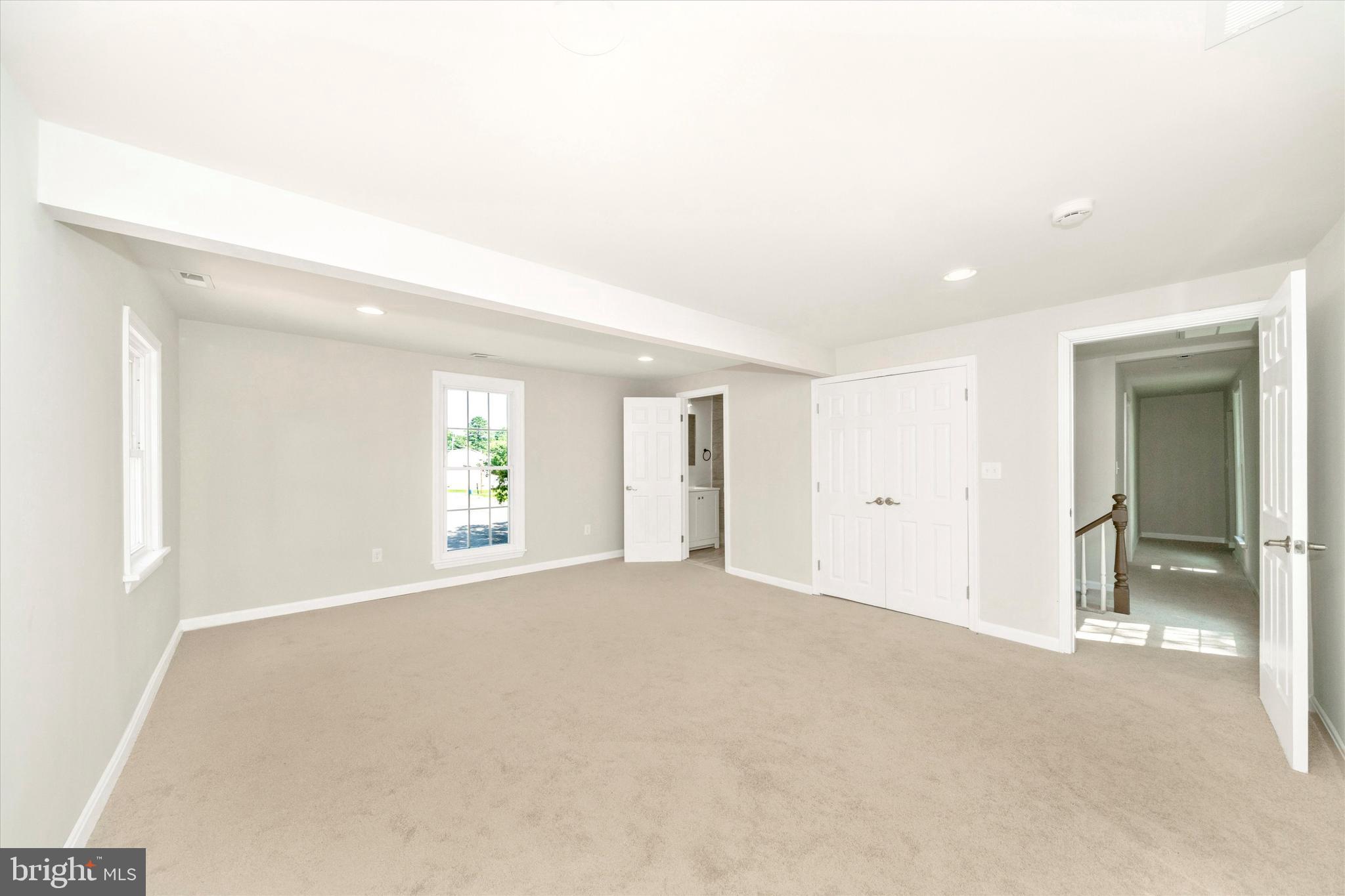 MATTINGLY AVE IND HEAD - Residential