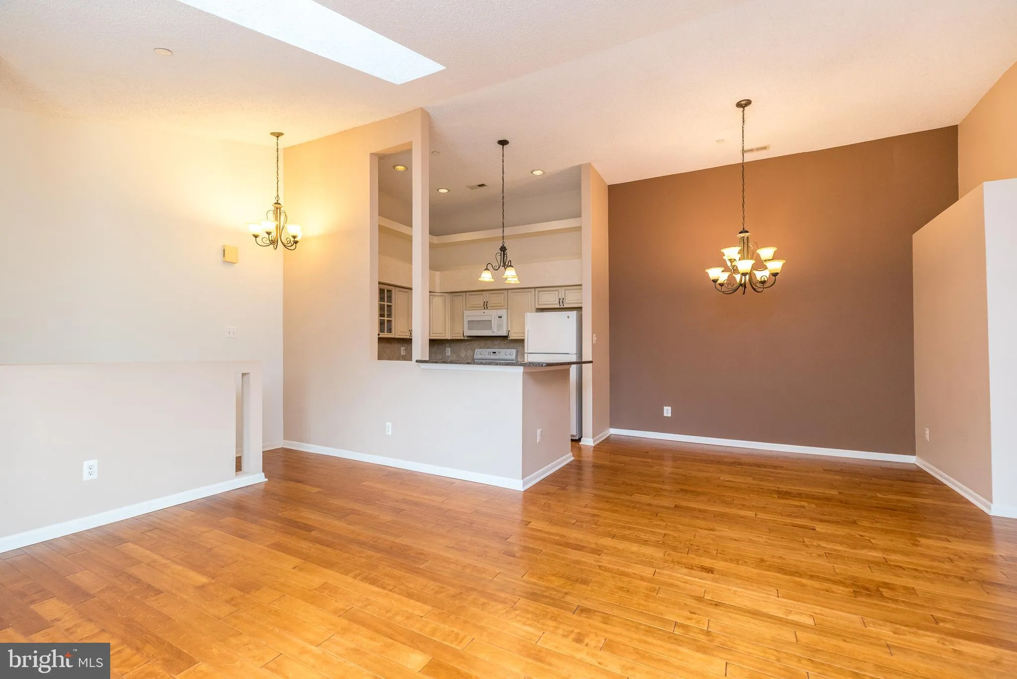 North Wales, Pennsylvania 19454, United States, 2 Bedrooms Bedrooms, ,2 BathroomsBathrooms,Residential,Coming Soon,219843