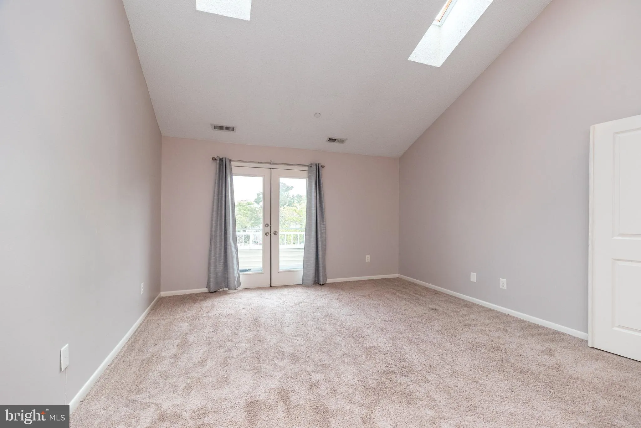 North Wales, Pennsylvania 19454, United States, 2 Bedrooms Bedrooms, ,2 BathroomsBathrooms,Residential,Coming Soon,219843