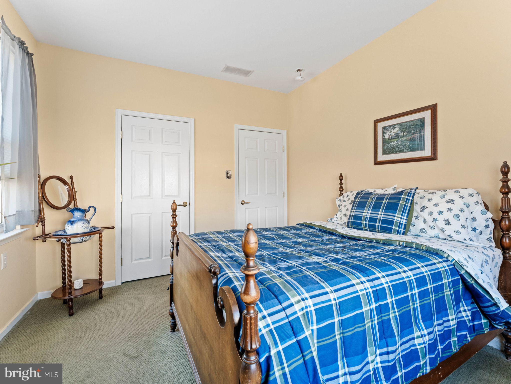 HILLVIEW - Residential