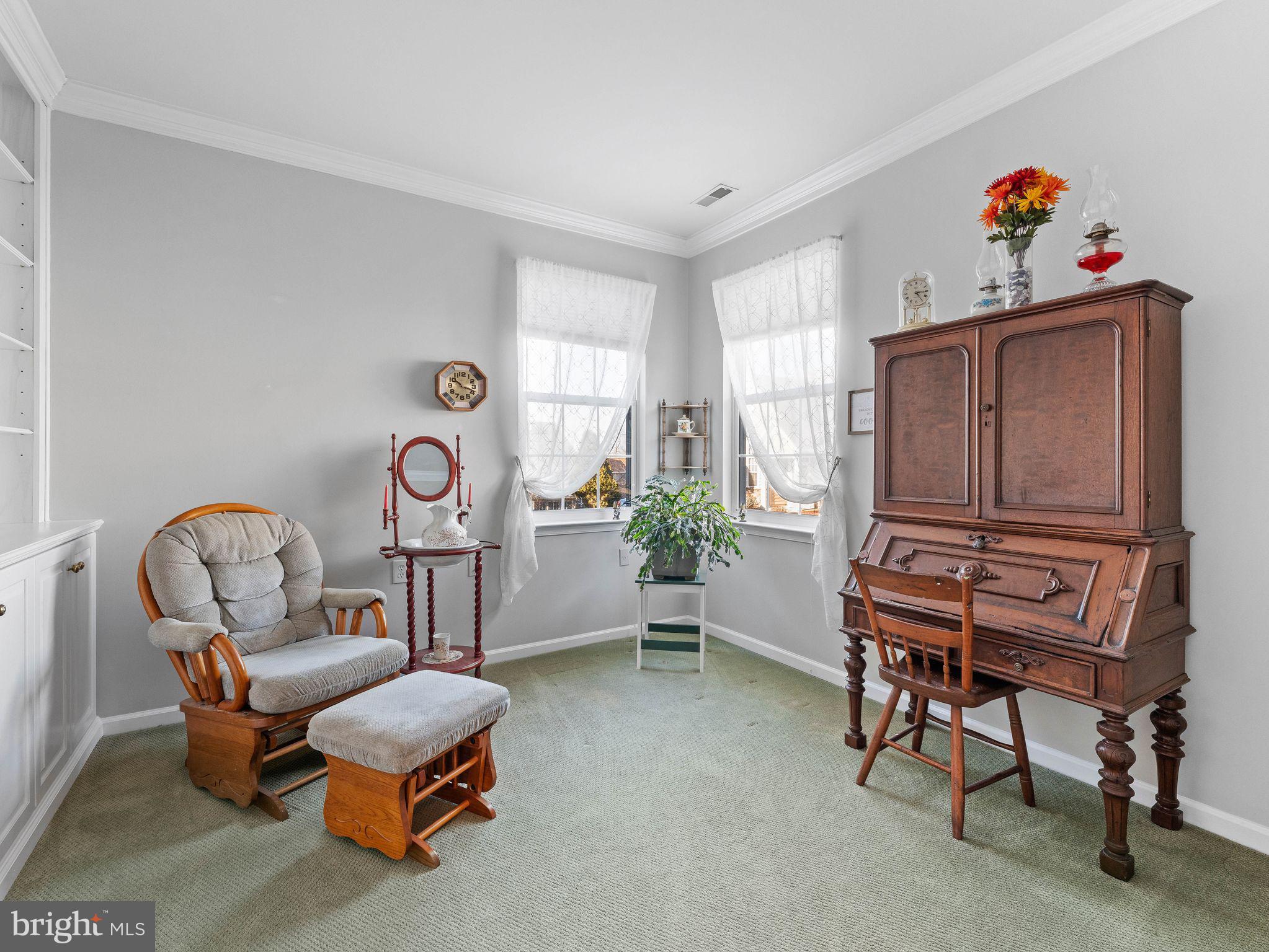 HILLVIEW - Residential