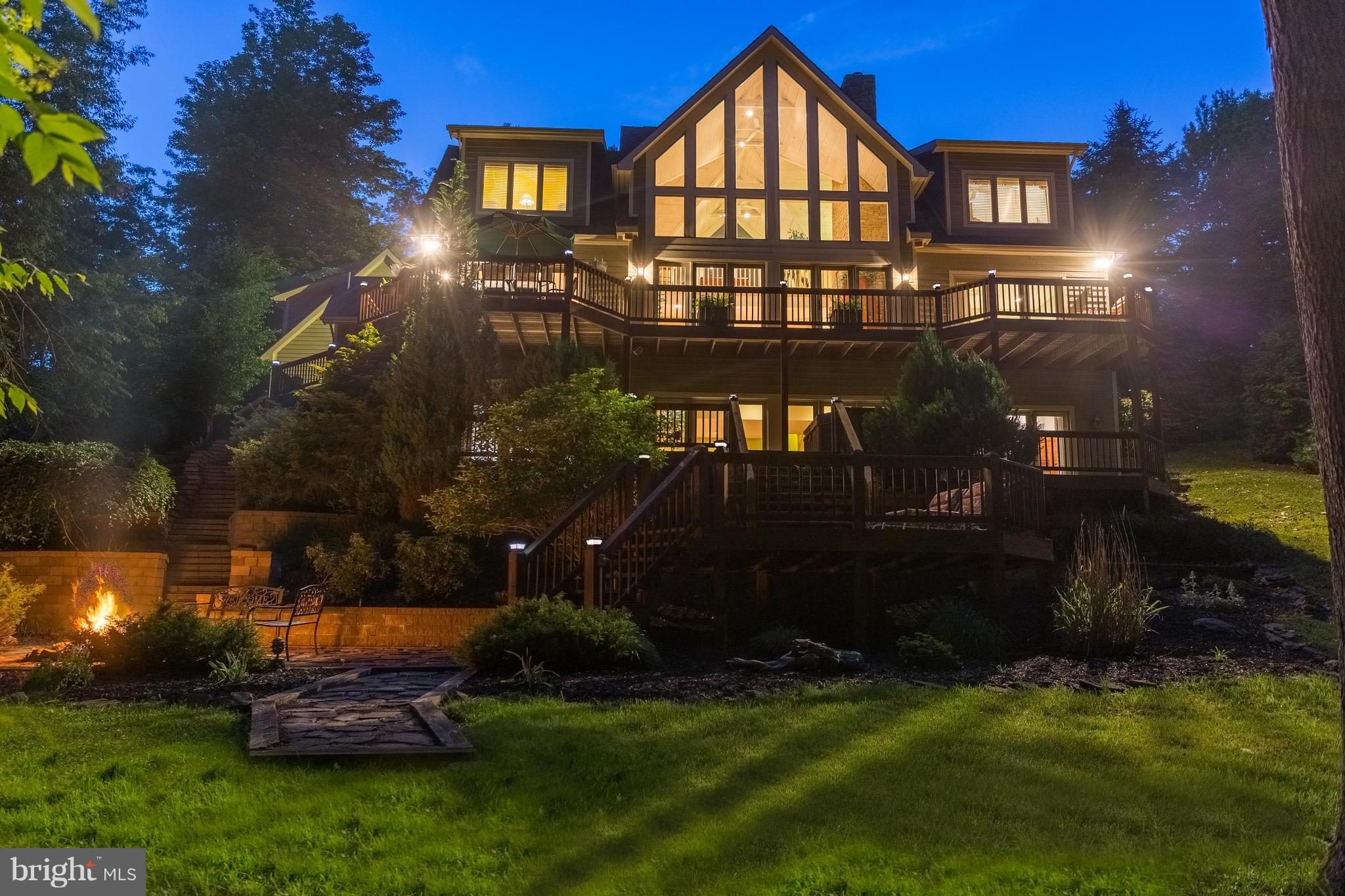 SANDY SHORES - Residential