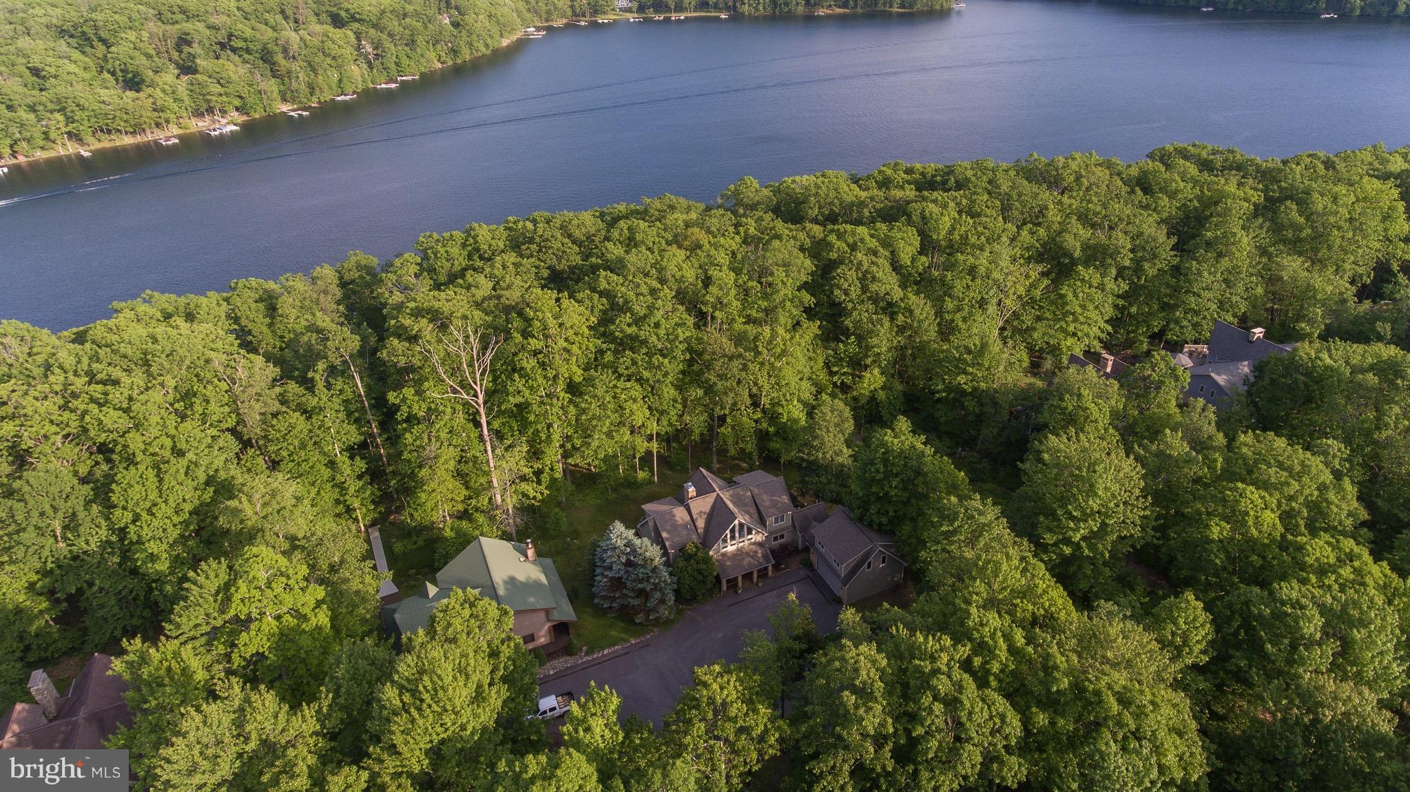 SANDY SHORES - Residential