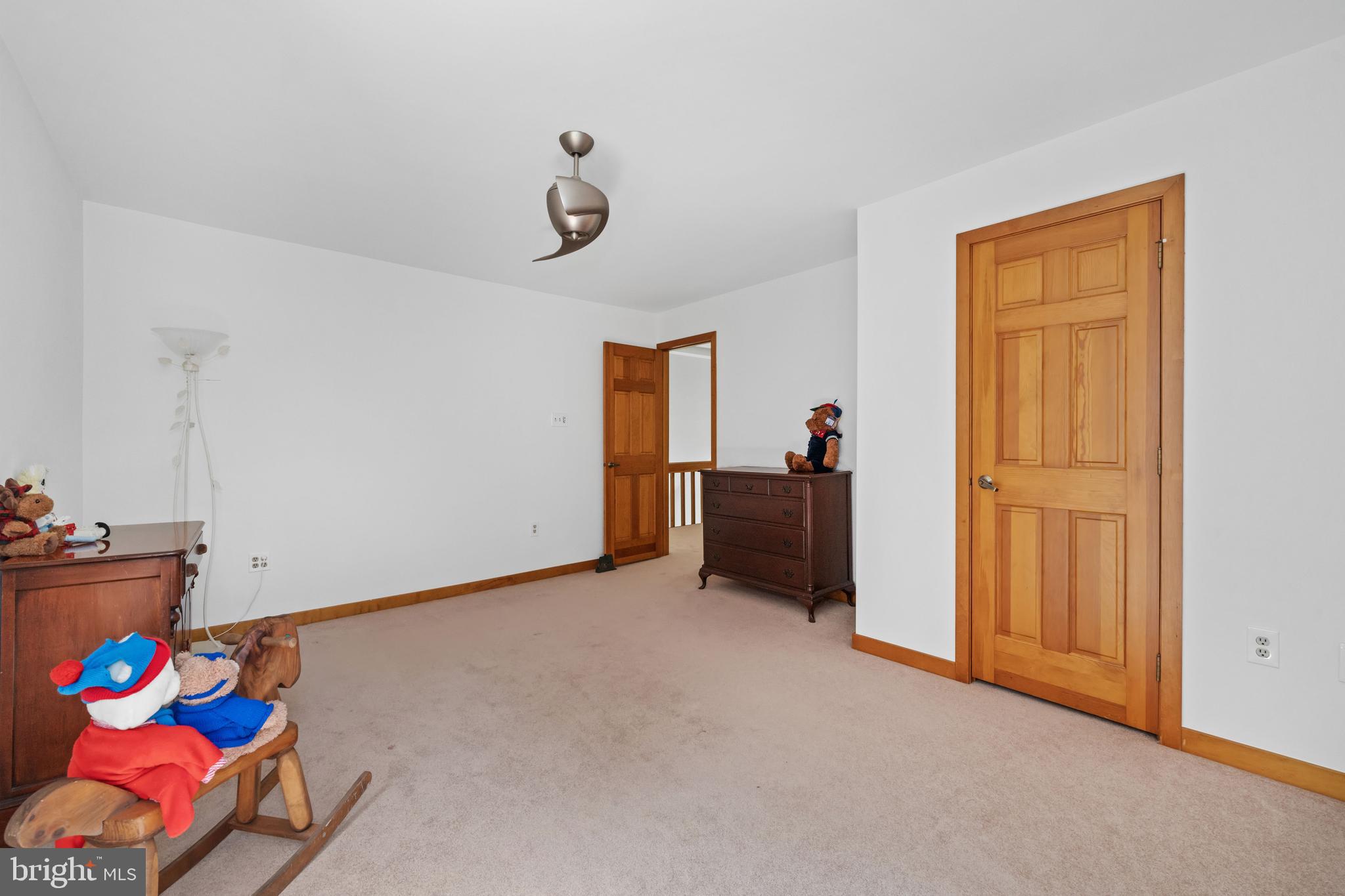 BLUE ROCK MEADOWS - Residential