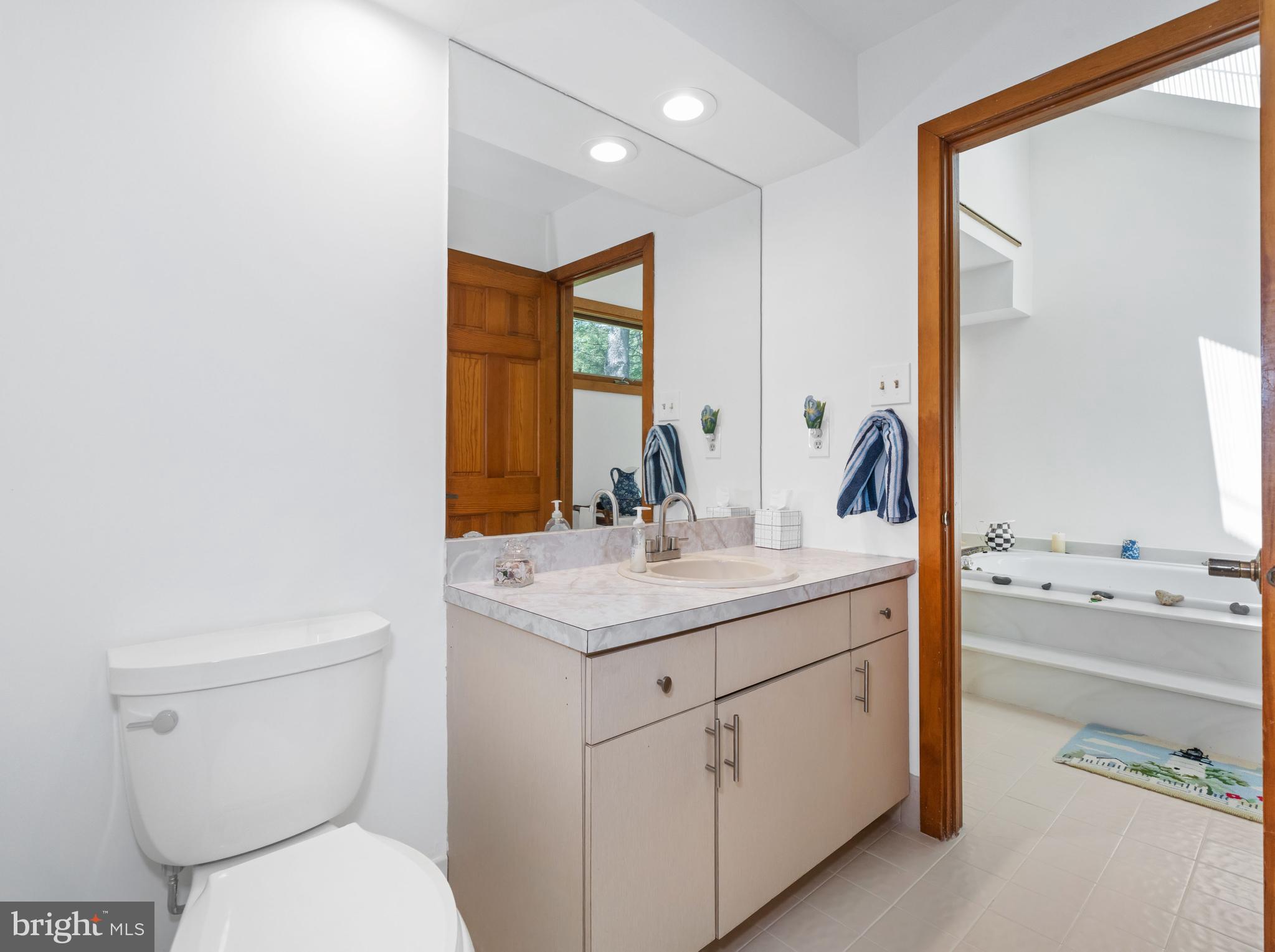 BLUE ROCK MEADOWS - Residential