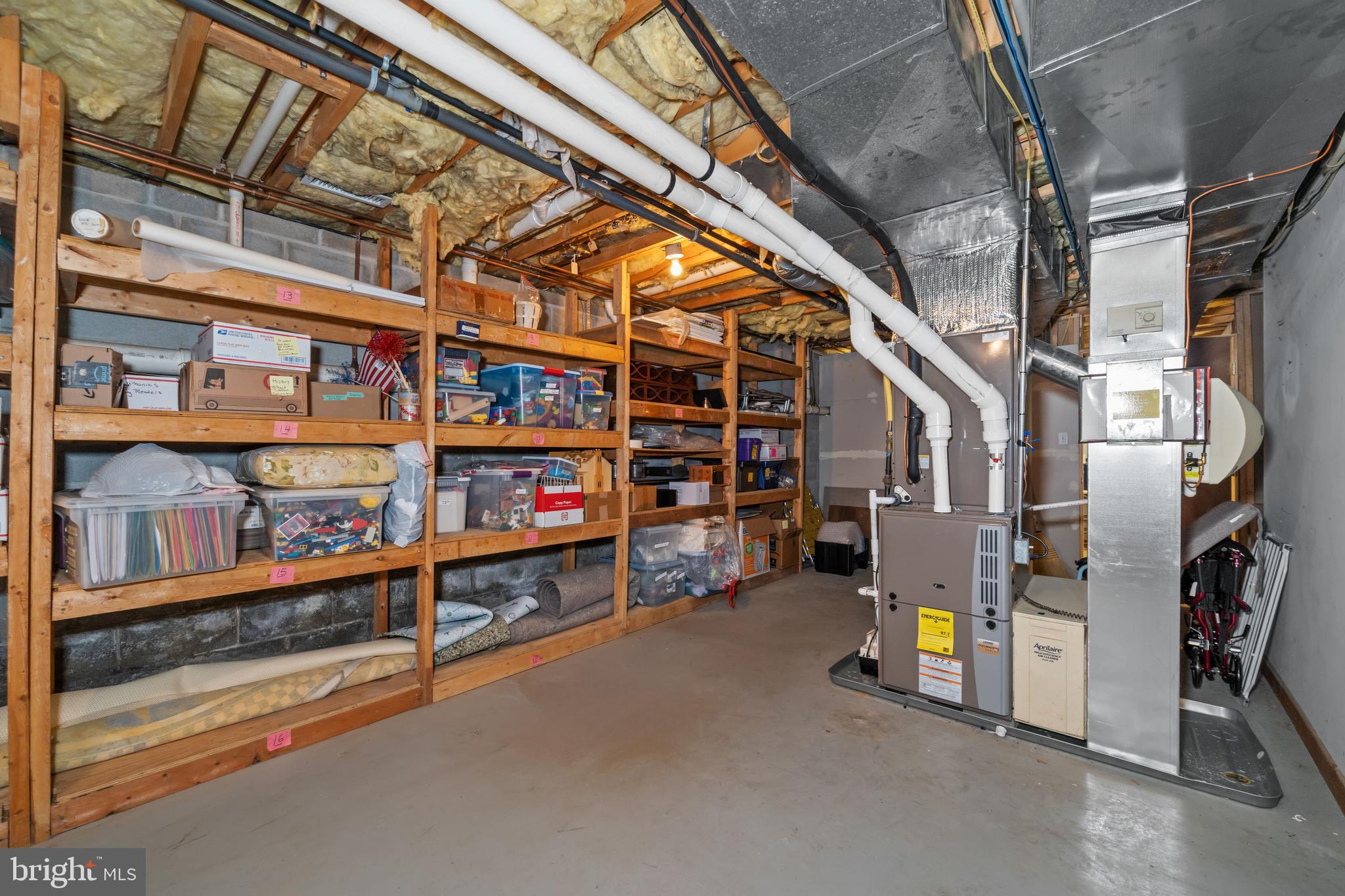 BLUE ROCK MEADOWS - Residential