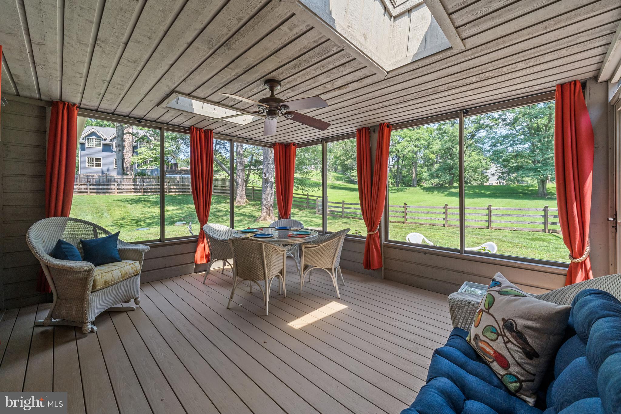 BLUE ROCK MEADOWS - Residential