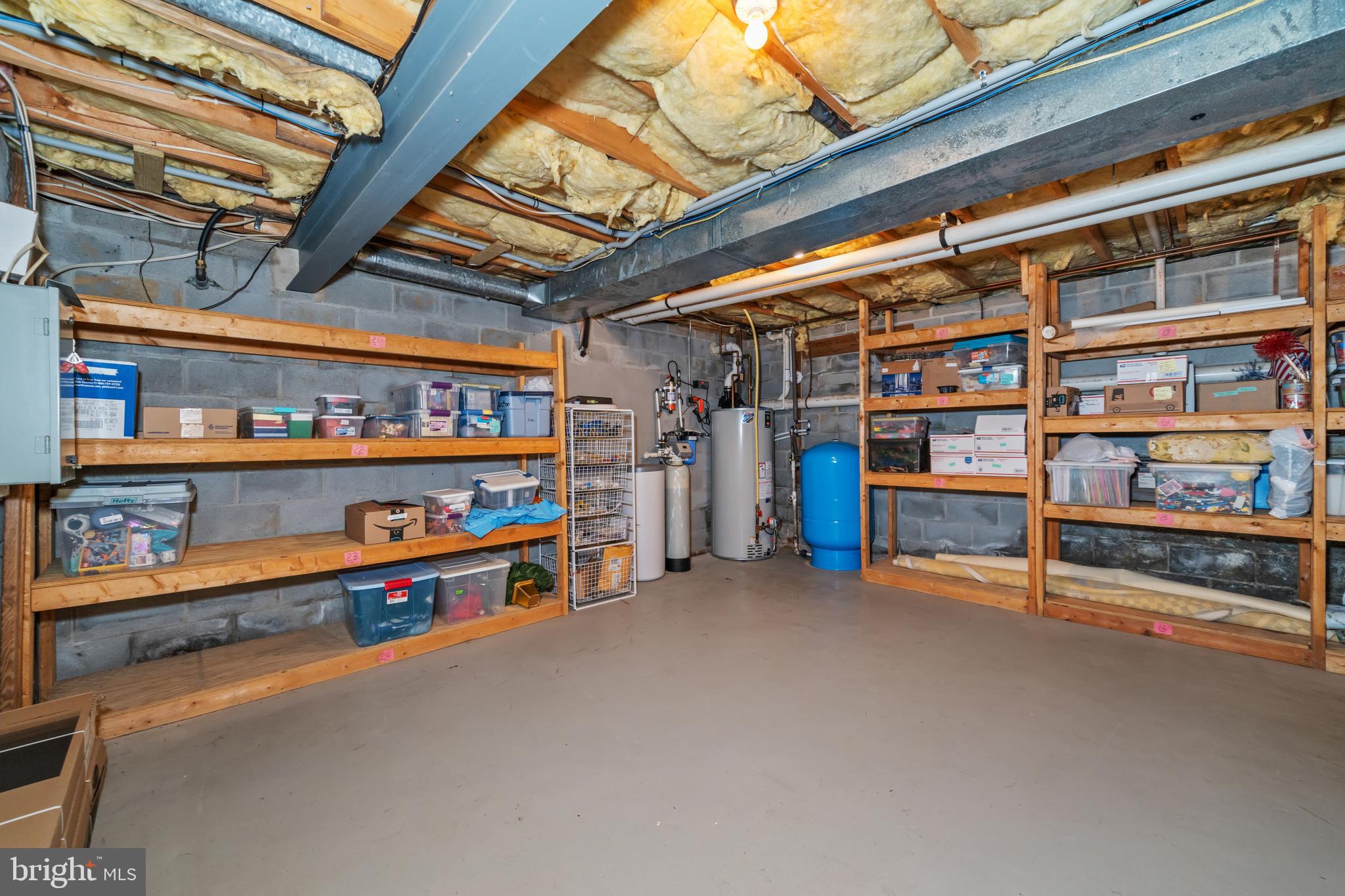 BLUE ROCK MEADOWS - Residential