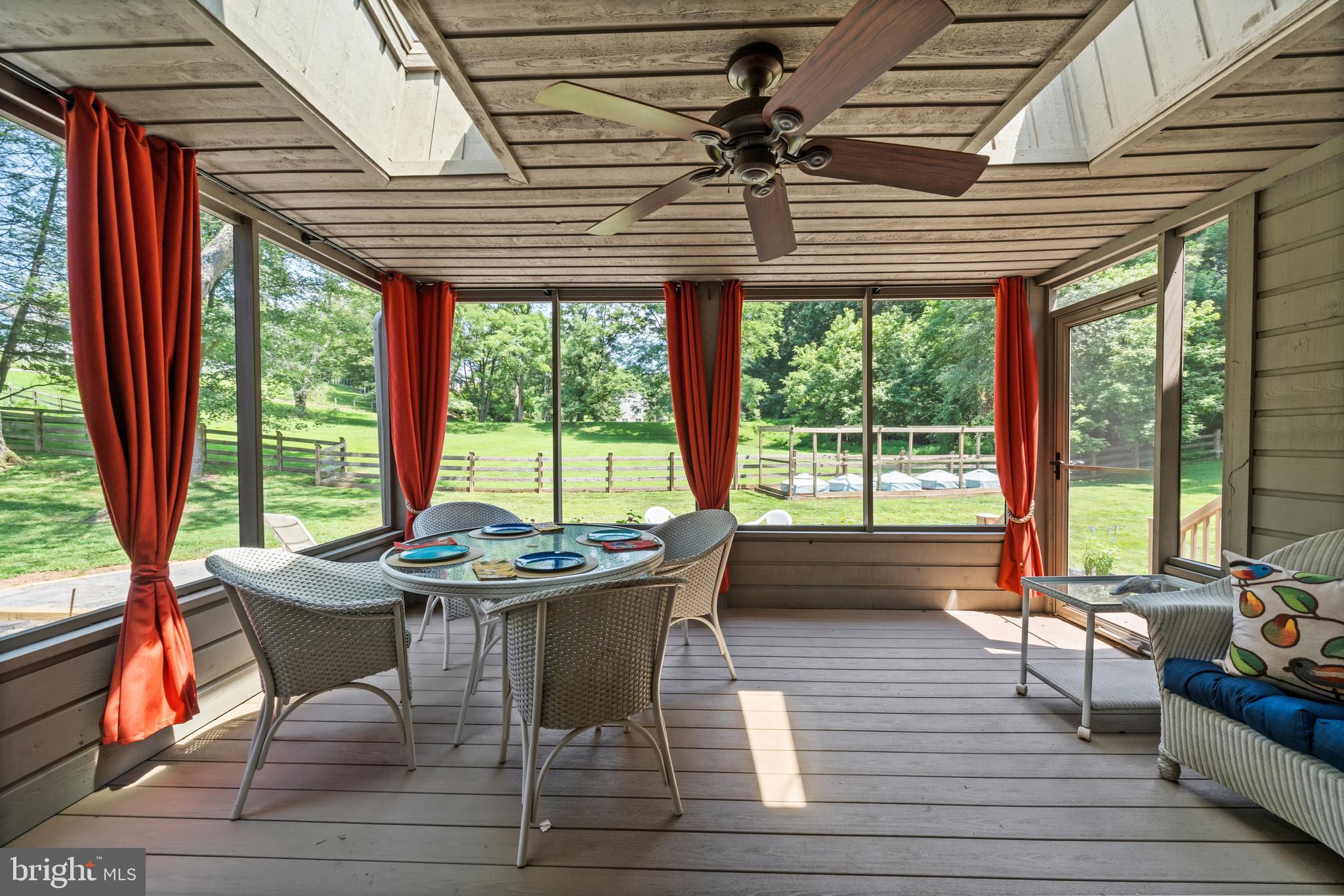 BLUE ROCK MEADOWS - Residential