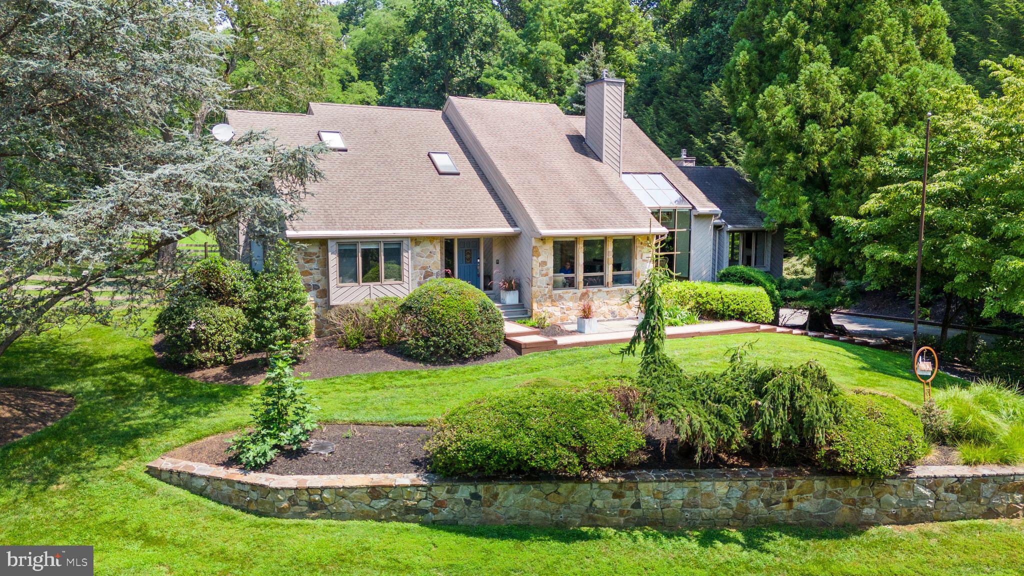 255 BLUE ROCK ROAD