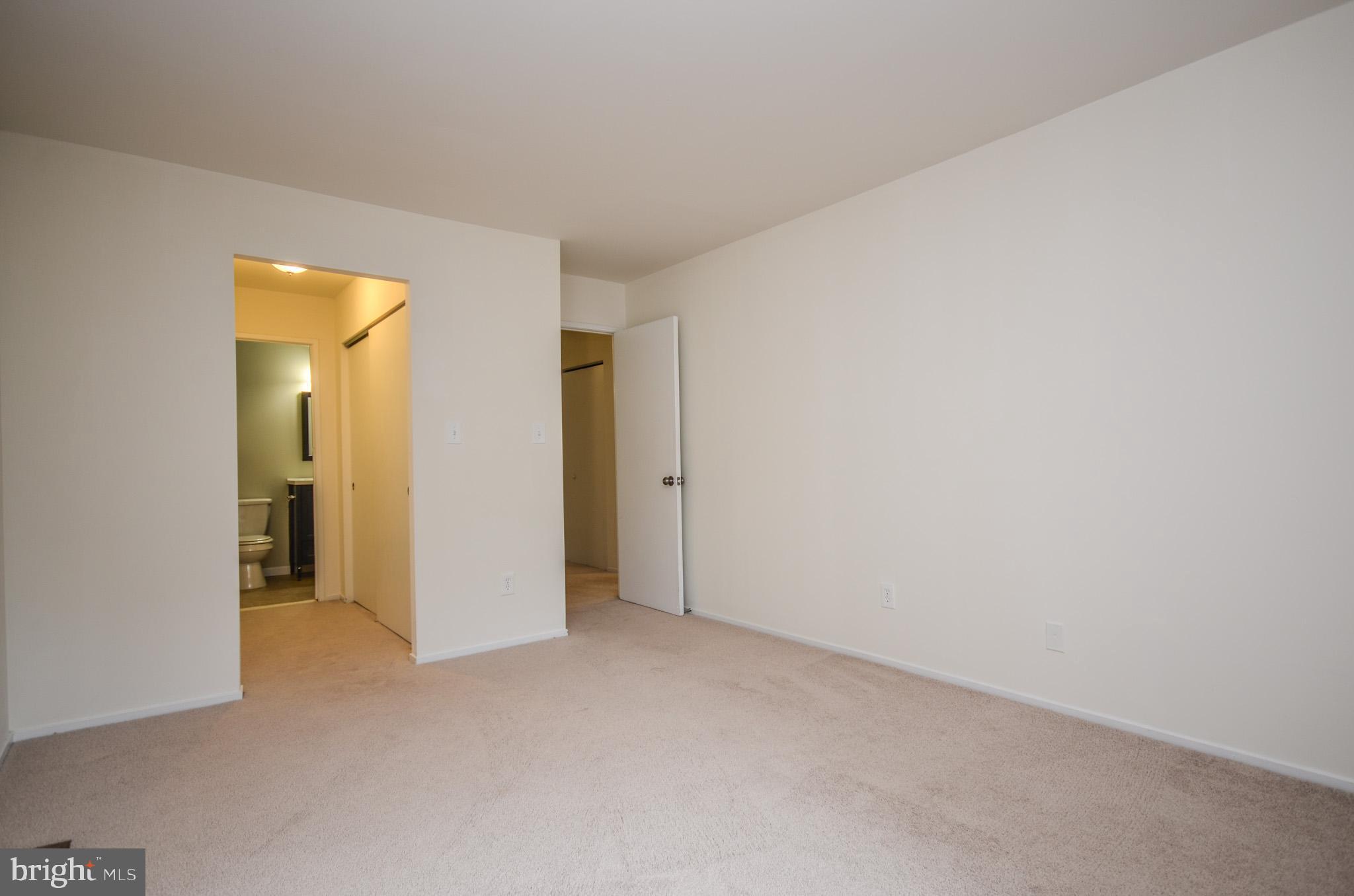 ESSEX PLACE - Residential Lease