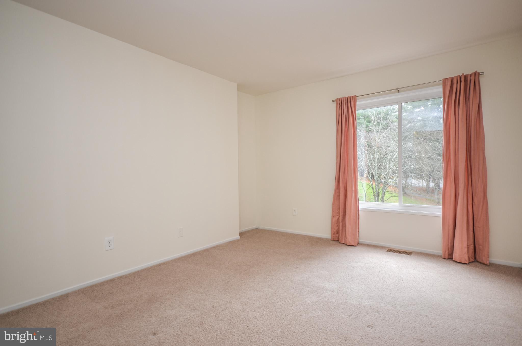 ESSEX PLACE - Residential Lease