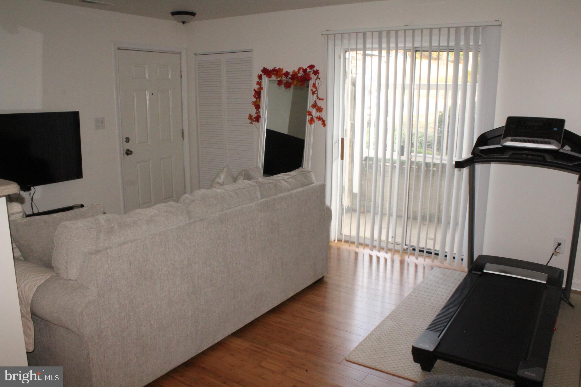 CARRIAGE POINTE AT AQUIA - Residential Lease