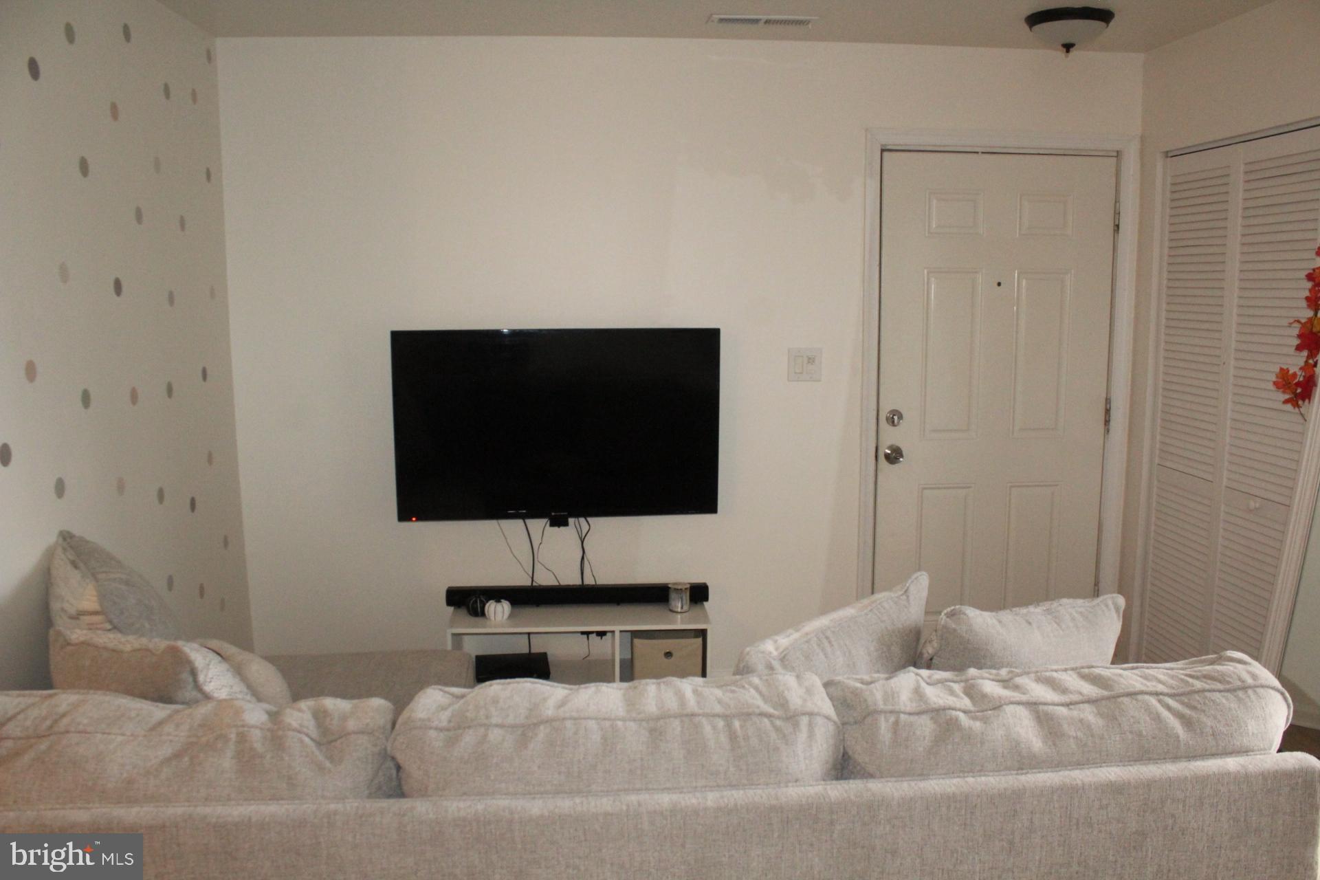 CARRIAGE POINTE AT AQUIA - Residential Lease