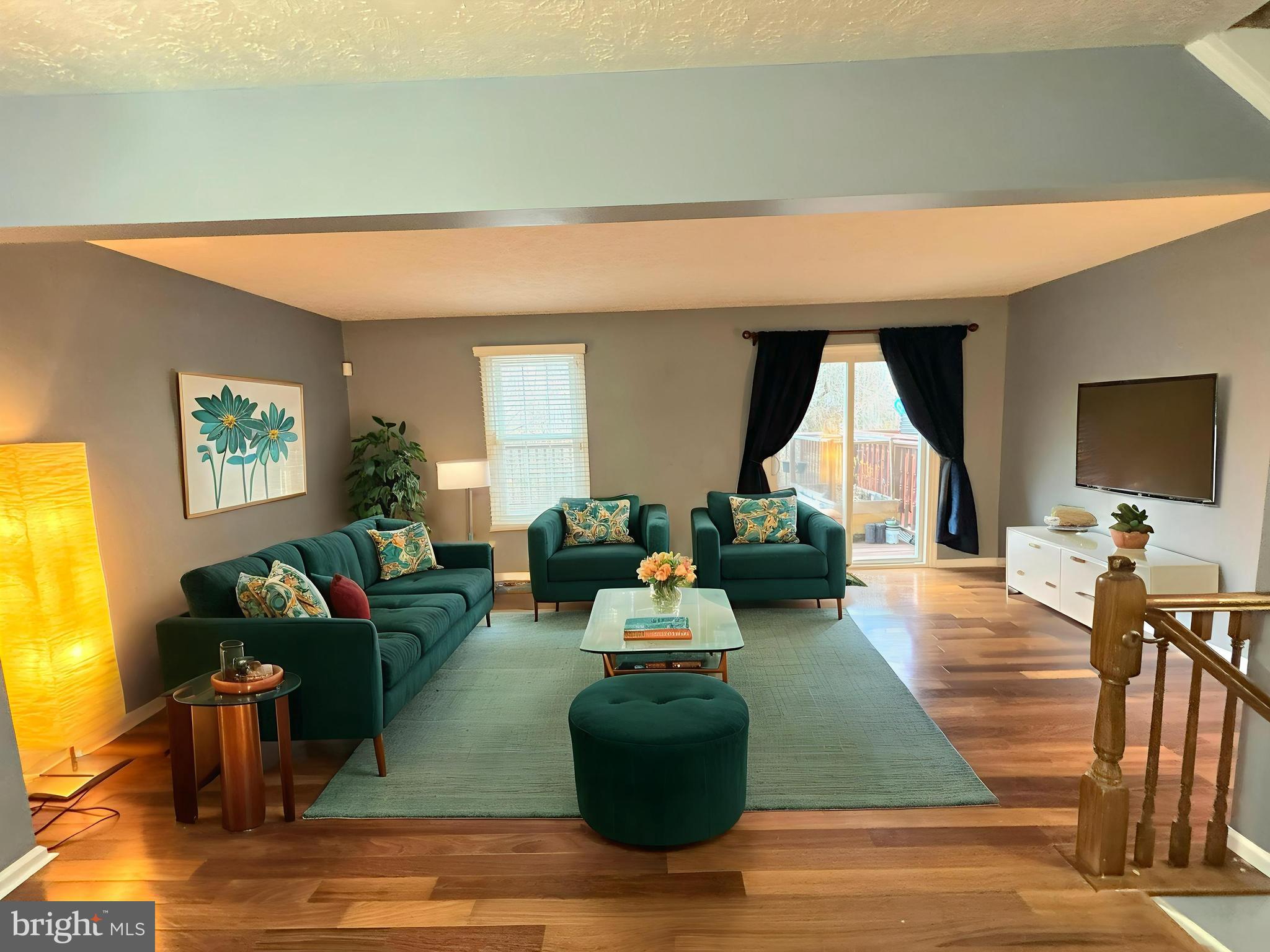 SEVEN OAKS - Residential Lease