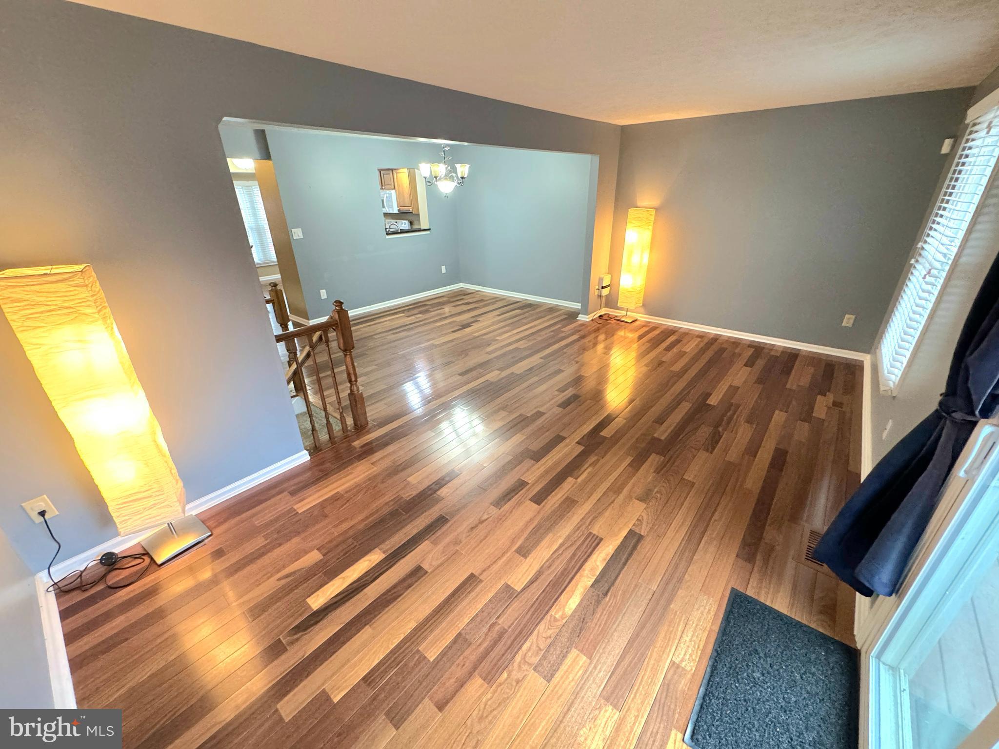 SEVEN OAKS - Residential Lease