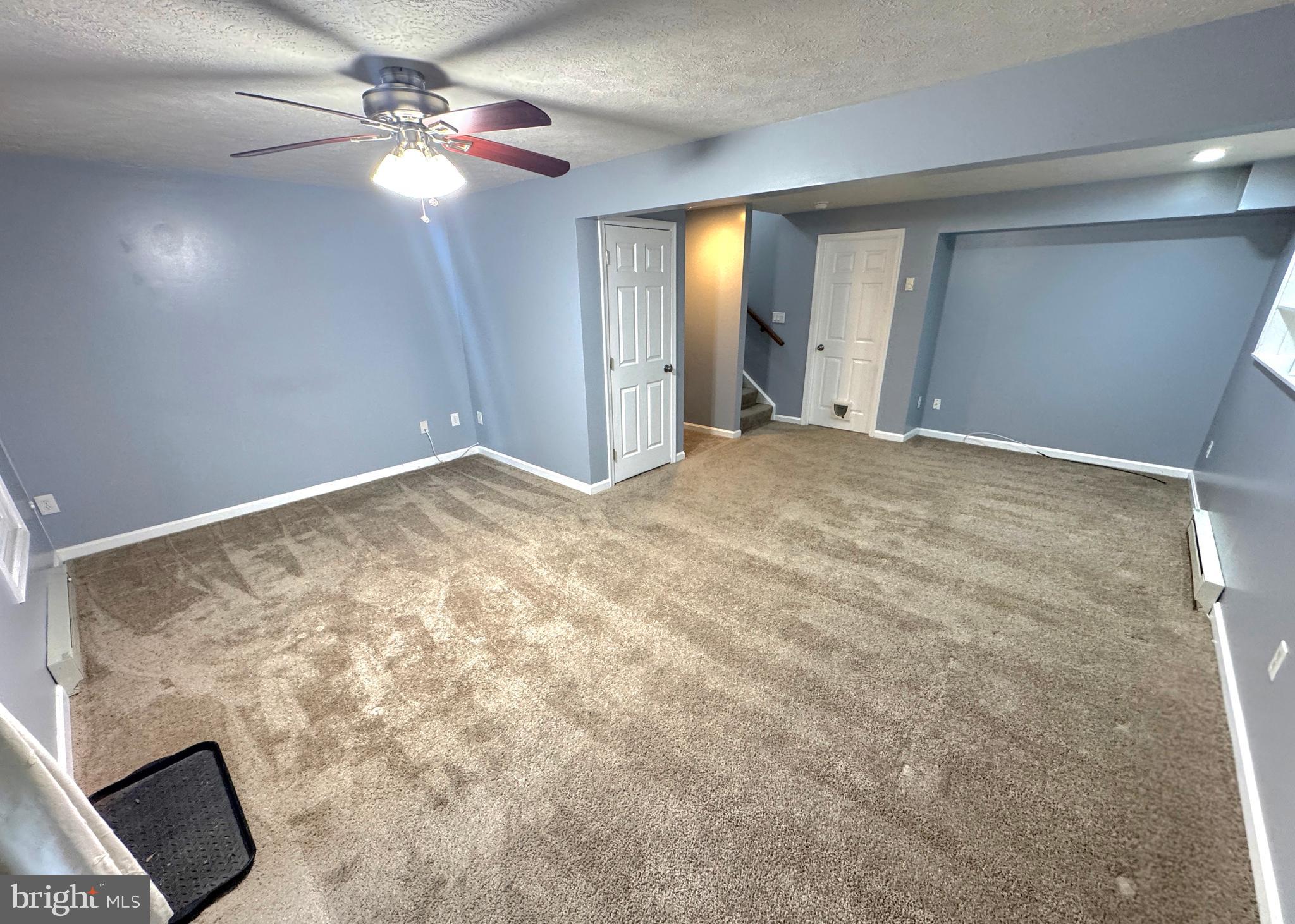 SEVEN OAKS - Residential Lease