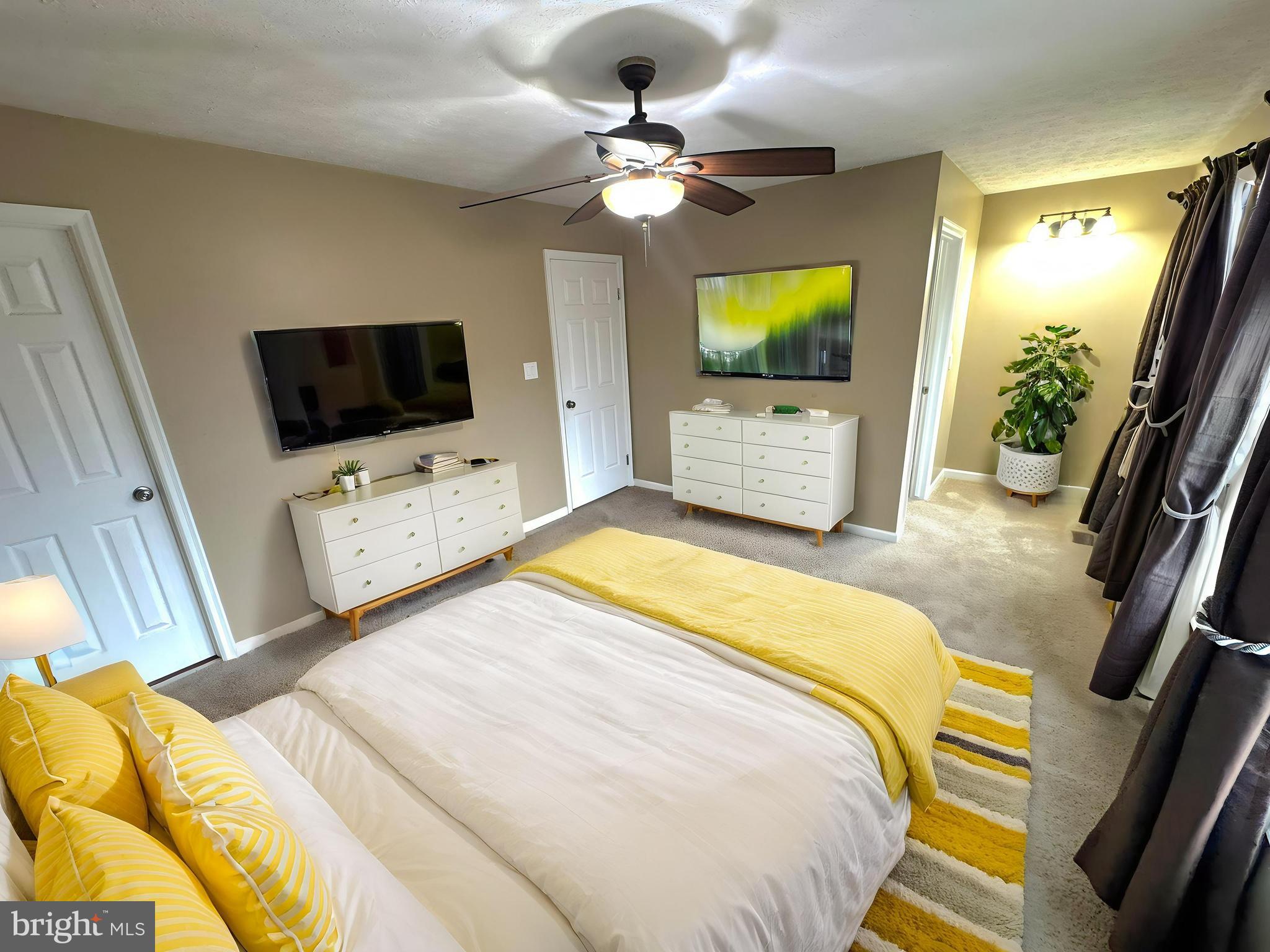 SEVEN OAKS - Residential Lease