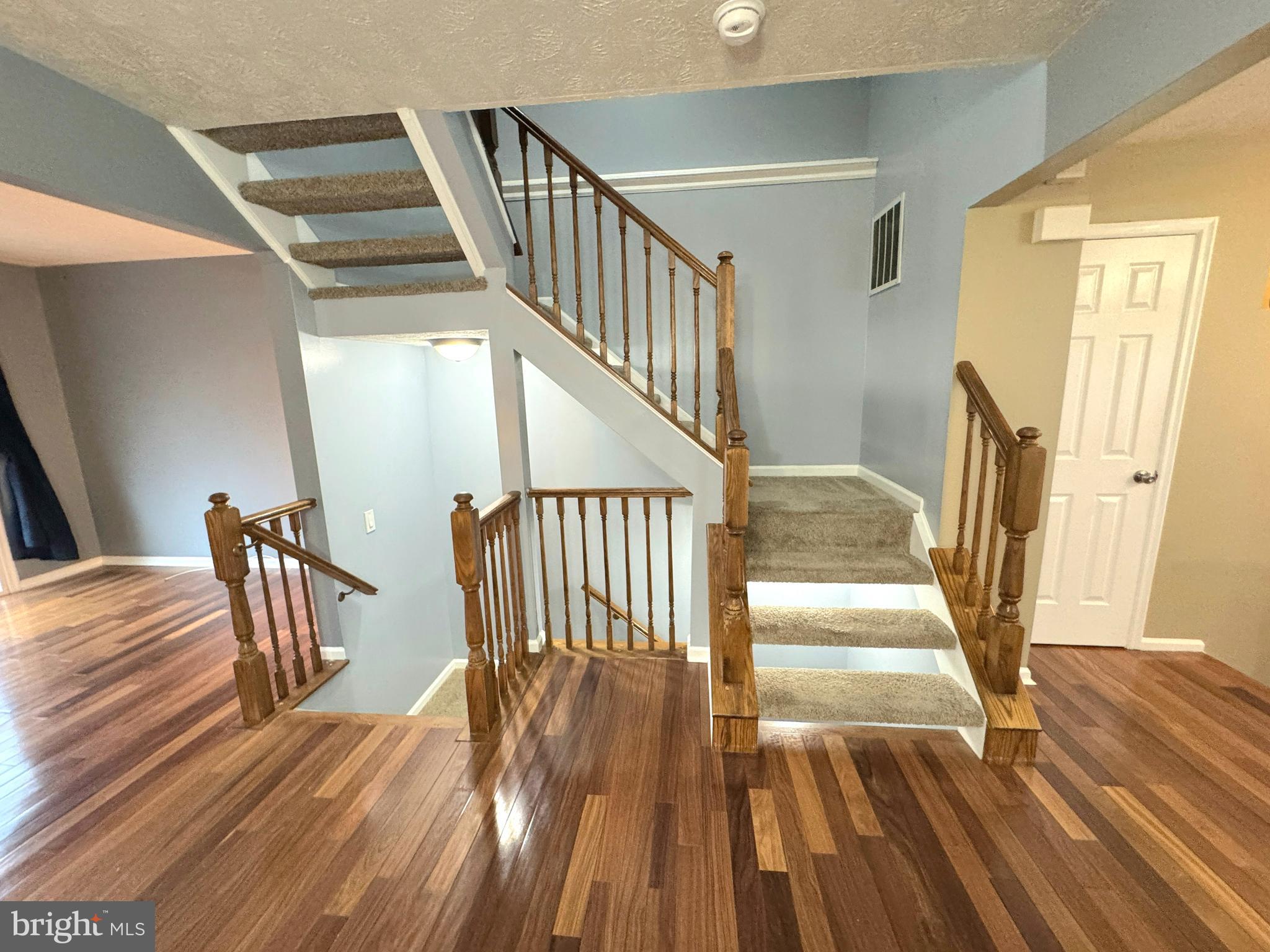 SEVEN OAKS - Residential Lease