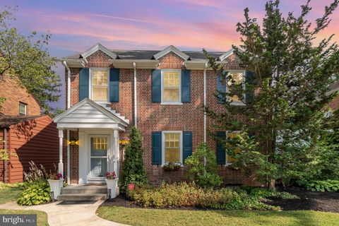 Photo of 1050 Helen Avenue, Lancaster, PA 17601 (MLS # PALA2057952)