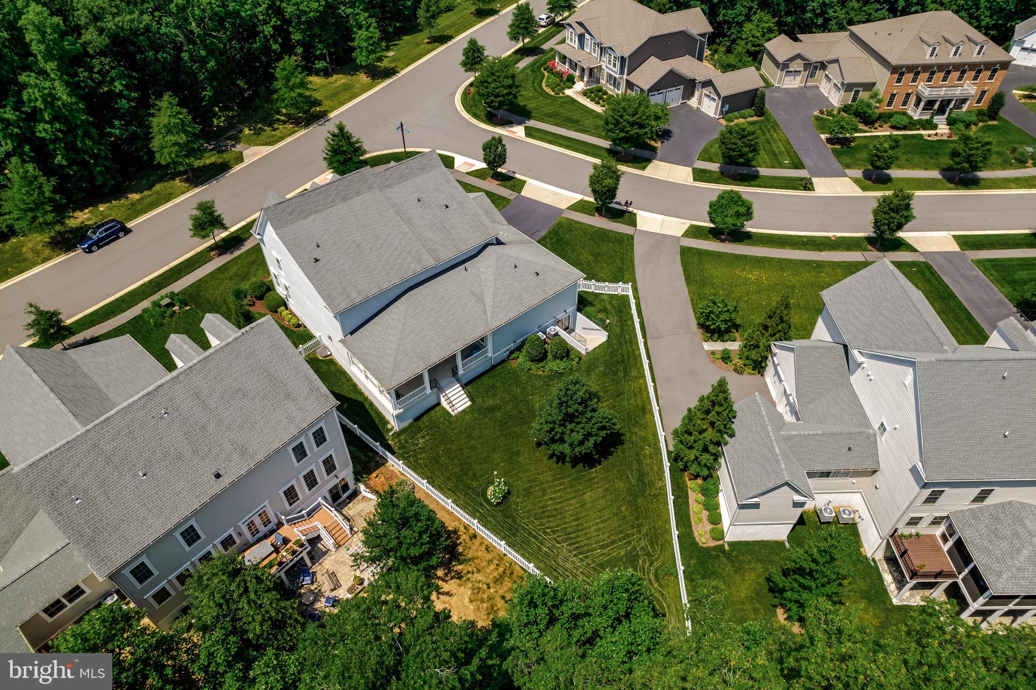 GROVE AT WILLOWSFORD - Residential