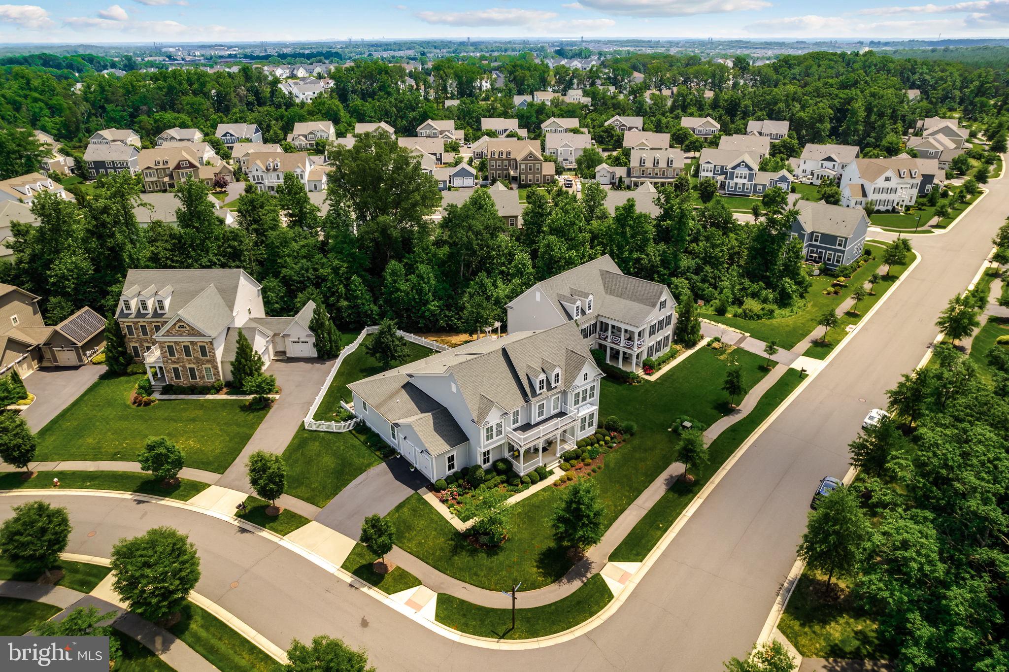 GROVE AT WILLOWSFORD - Residential